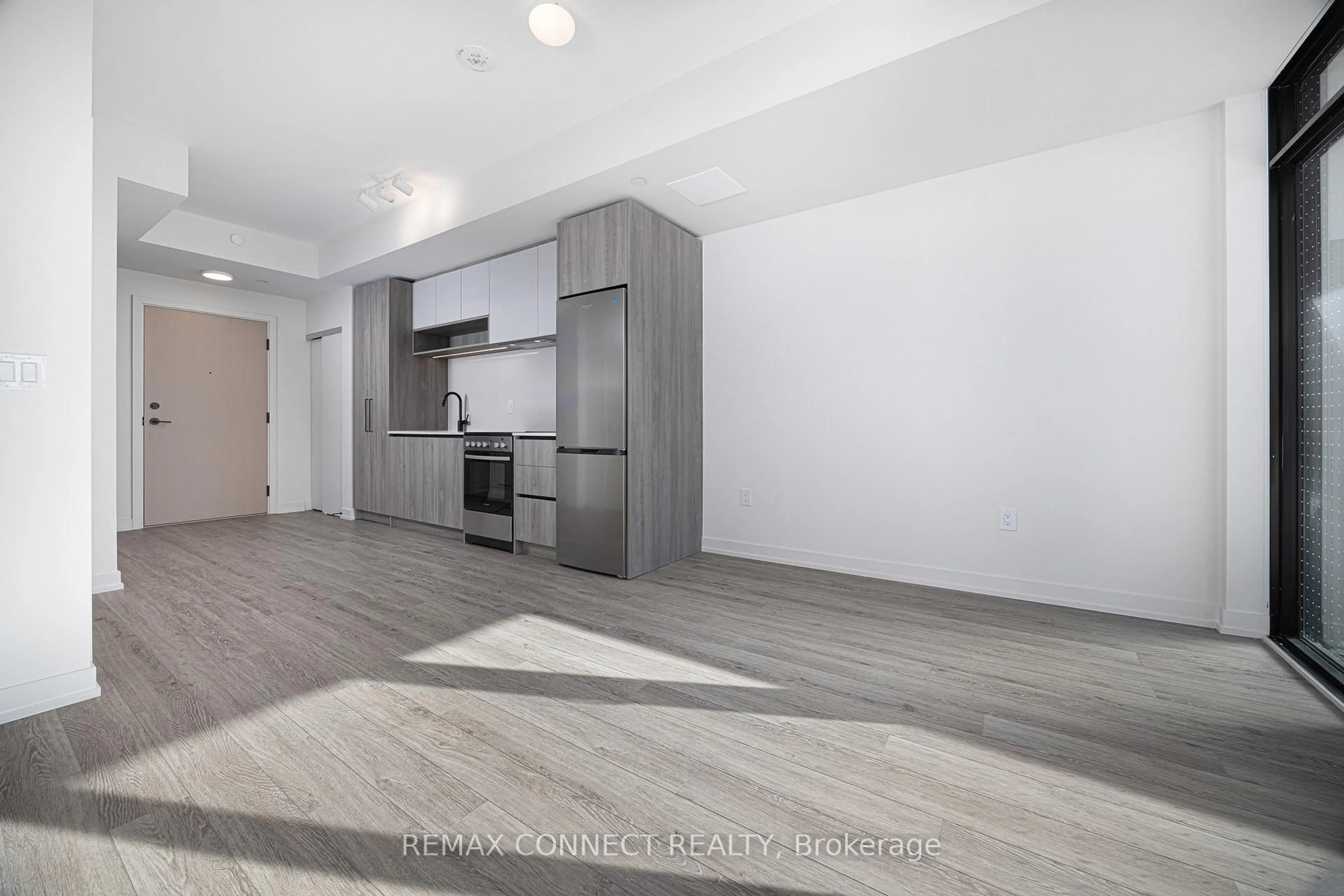 Open concept kitchen, unknown for 181 Sterling Rd #303, Toronto Ontario M6R 2B2