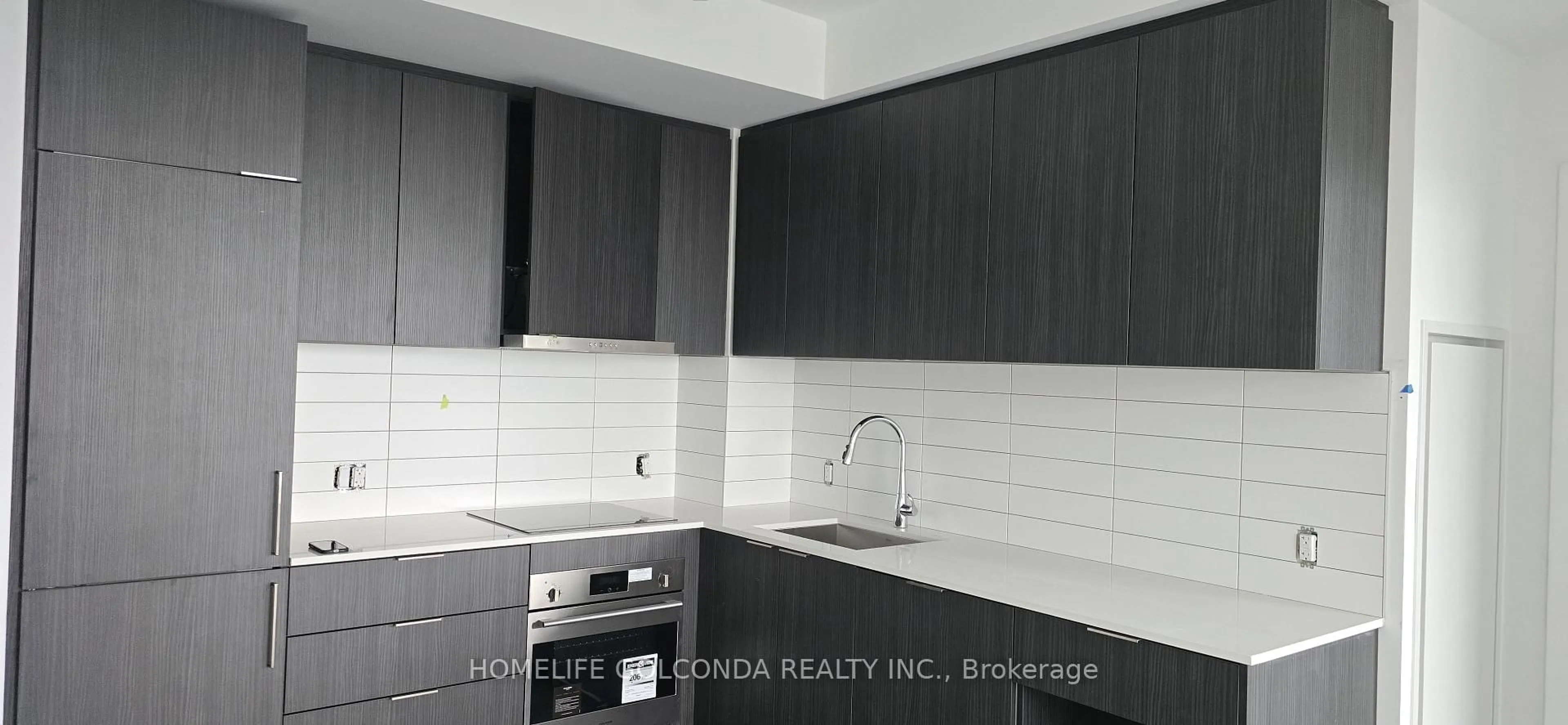 Standard kitchen, unknown for 8 olympic Grd. Dr, Toronto Ontario M2M 0B9