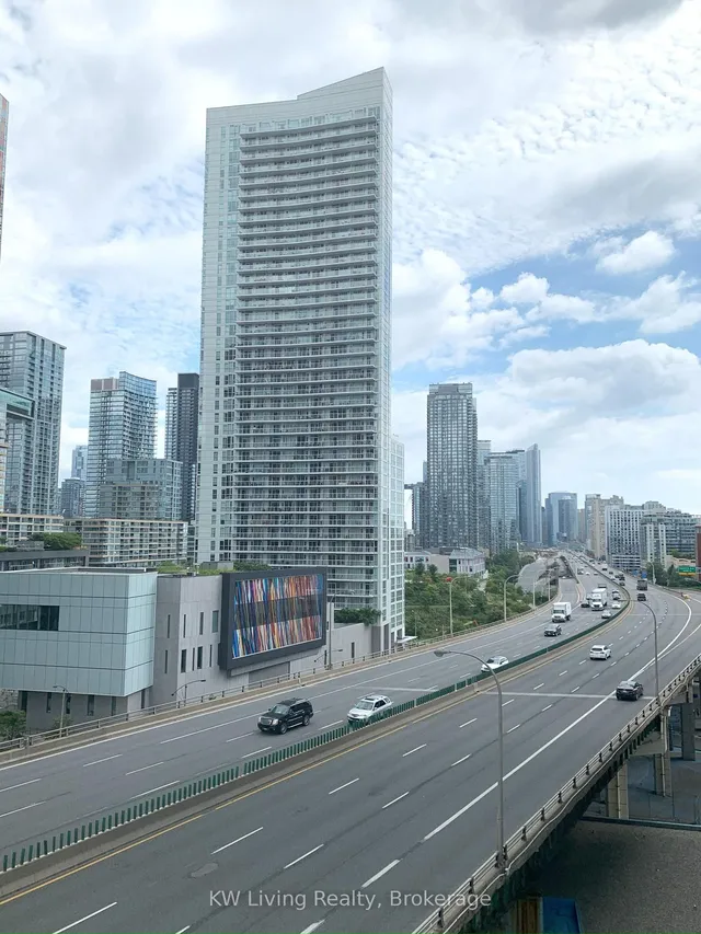 19 Bathurst St #1006, Toronto 2