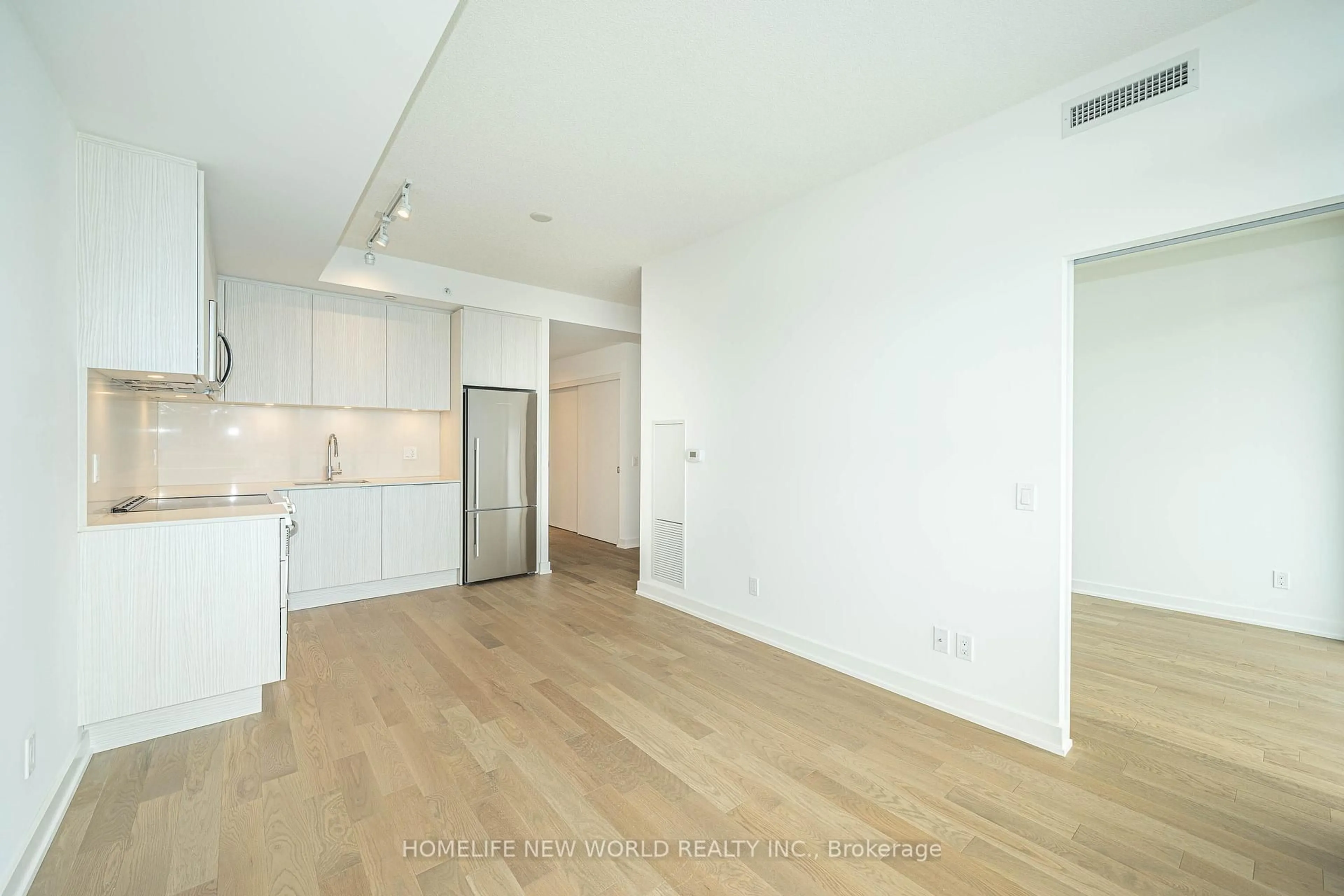 A pic of a room for 25 Richmond St #3215, Toronto Ontario M5C 0A6