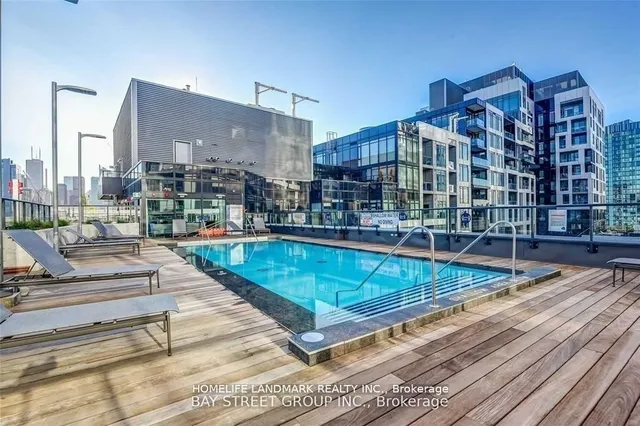 27 BATHURST St #1113, Toronto 5