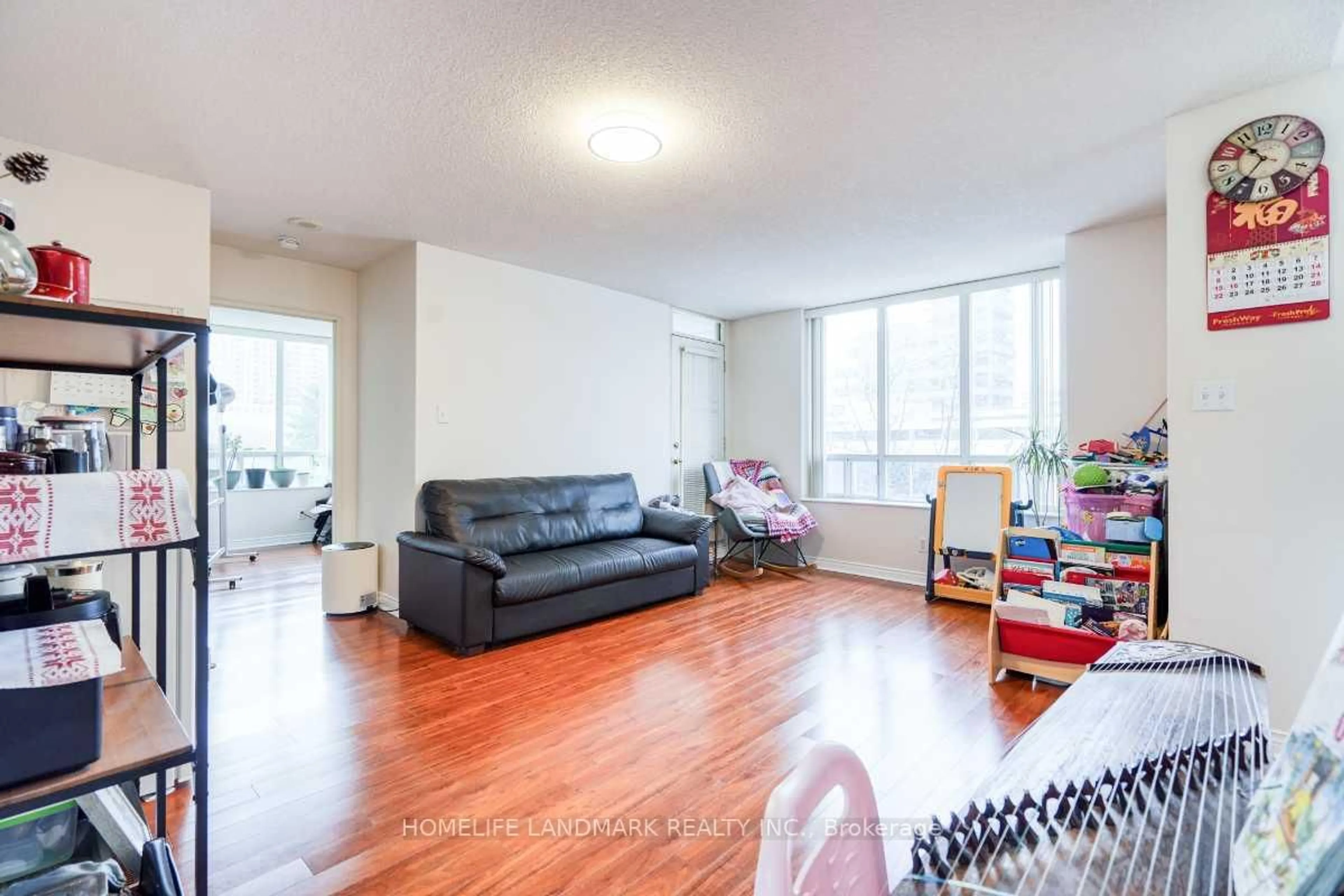 Living room with furniture, floor is not visible for 260 Doris Ave #302, Toronto Ontario M2N 6X9