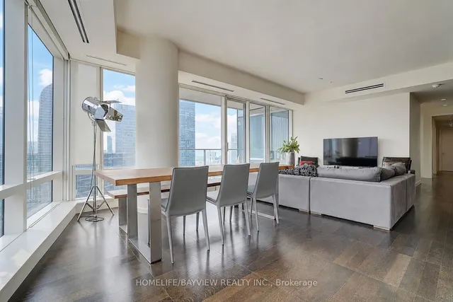 180 University Ave #3509, Toronto 3