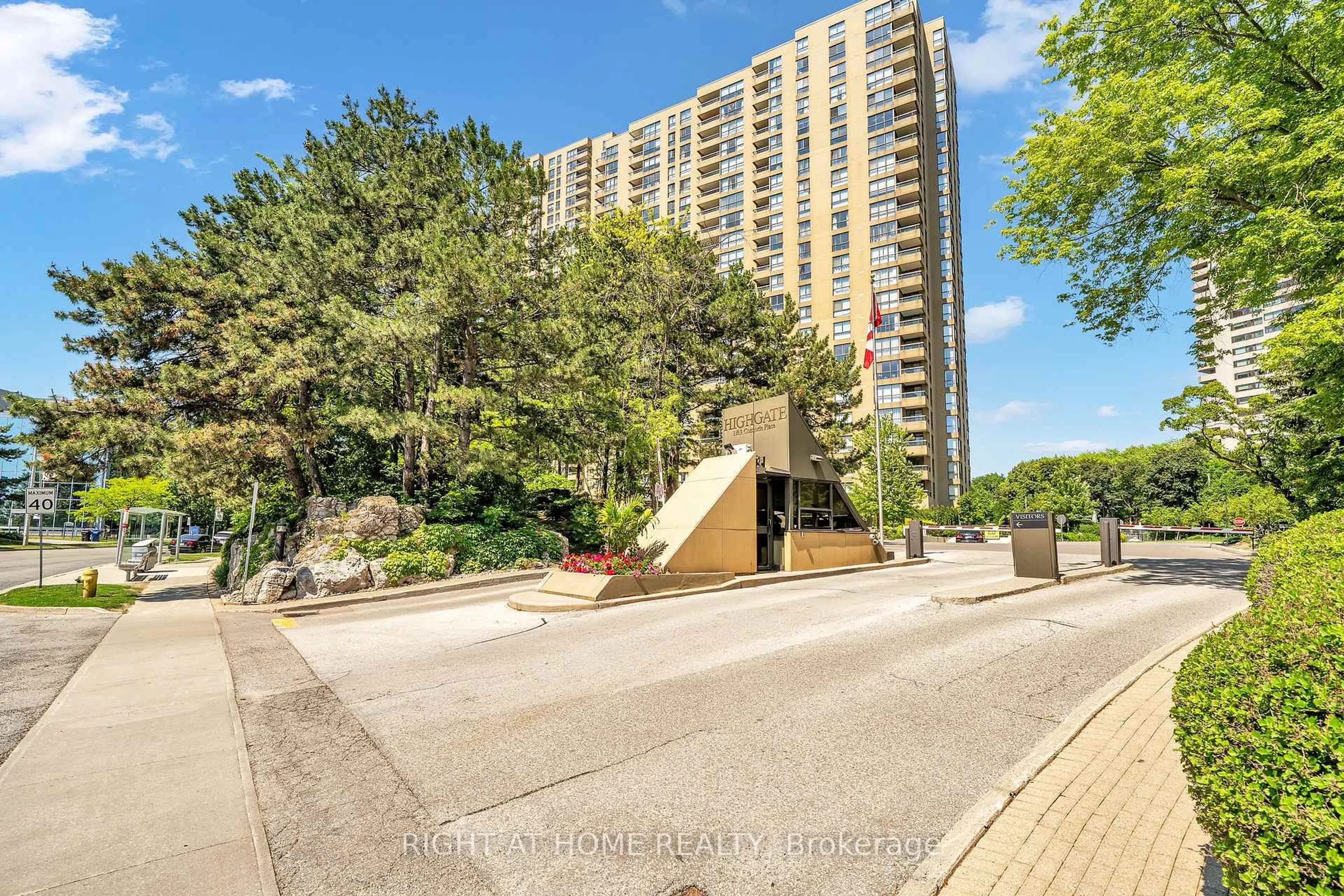 A pic from outside/outdoor area/front of a property/back of a property/a pic from drone, unknown for 1 Concorde Pl #1801, Toronto Ontario M3C 3K6