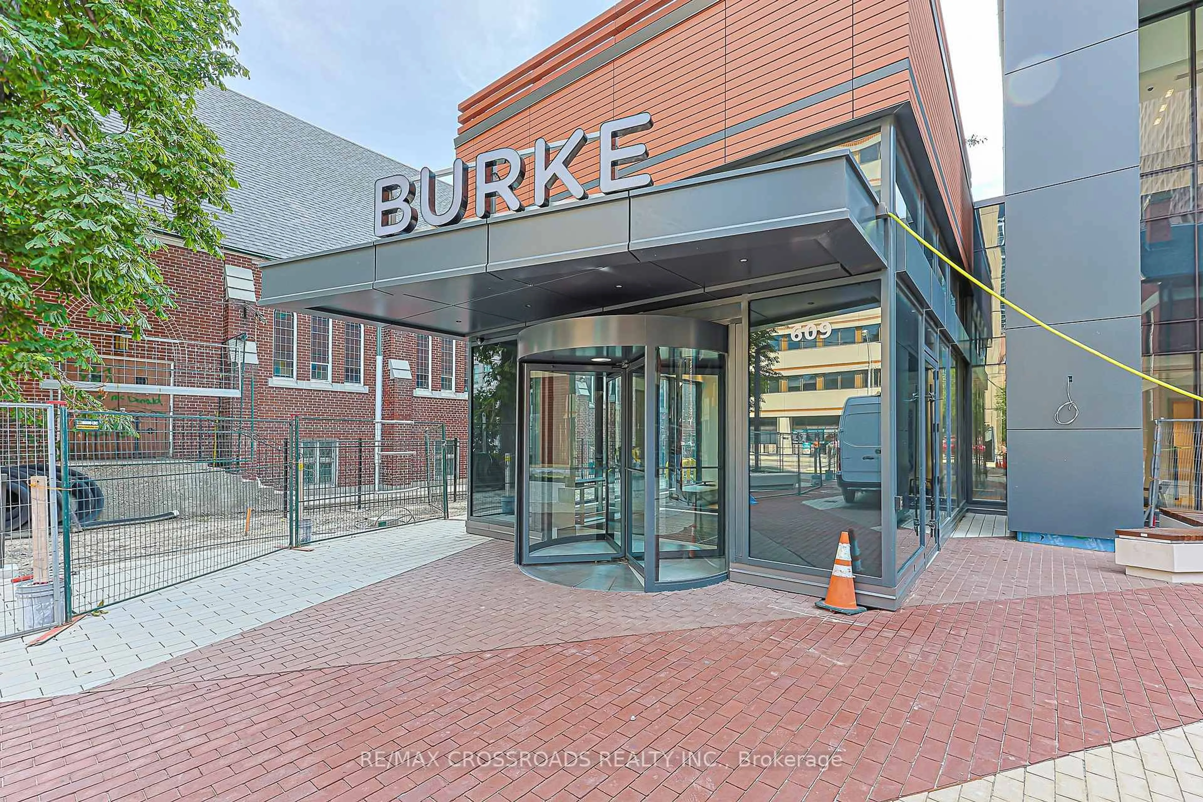 Unknown for 609 Sherbourne St #2801, Toronto Ontario M4X 0A4