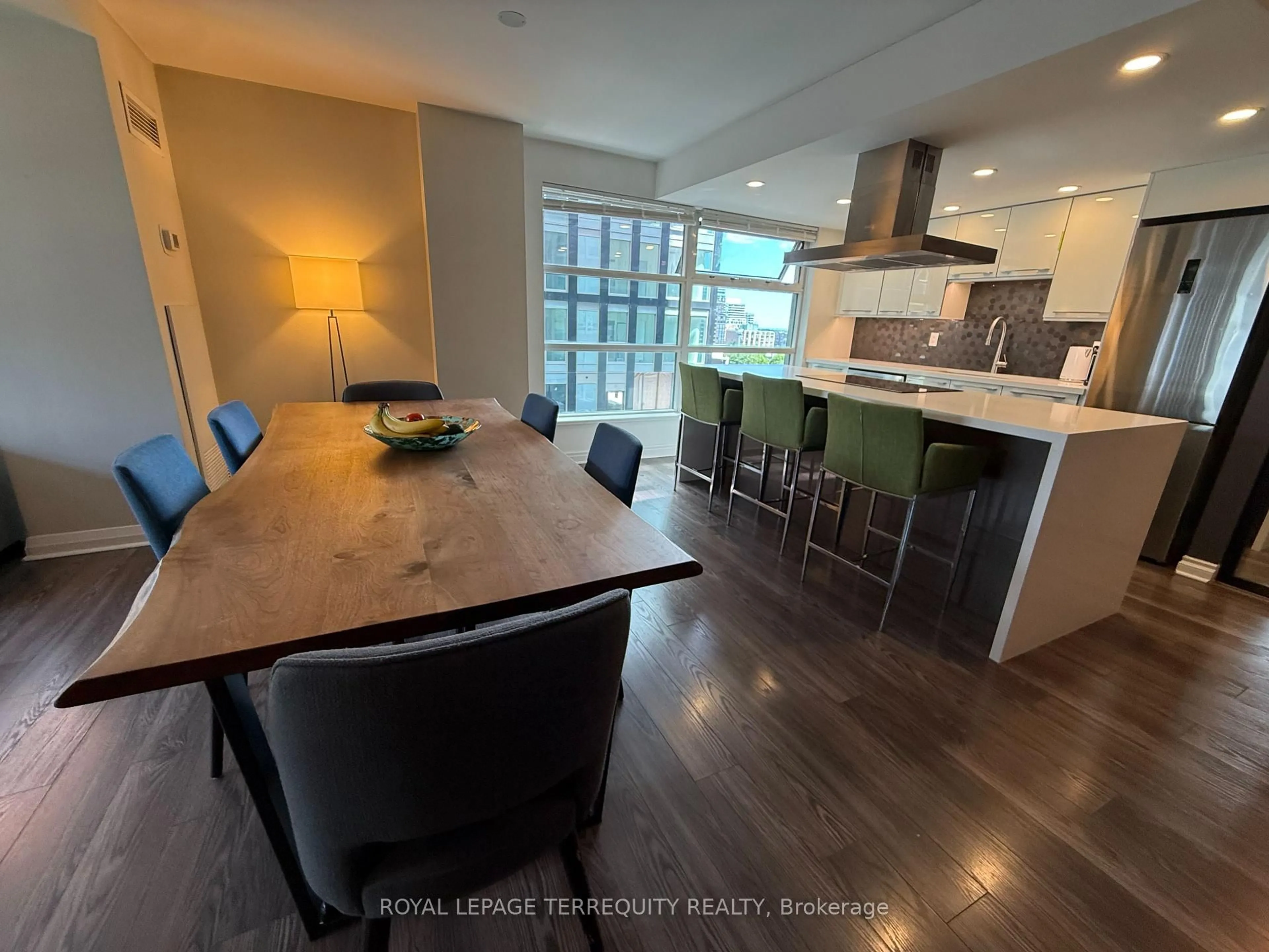 Open concept kitchen, unknown for 50 Lombard St #1101, Toronto Ontario M5C 2X4