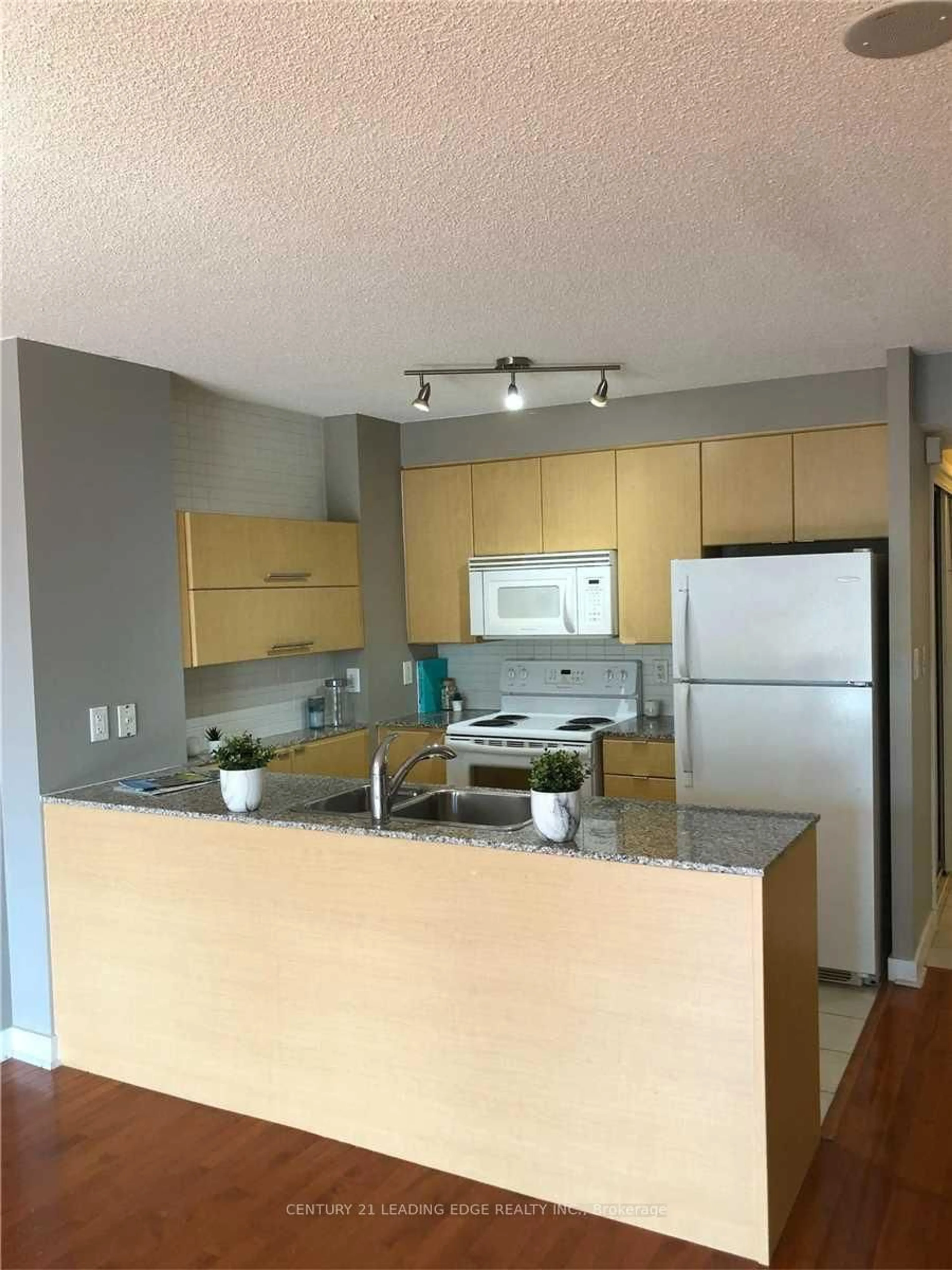 Standard kitchen, wood/laminate floor for 11 Brunel Crt #201, Toronto Ontario M5V 3Y3