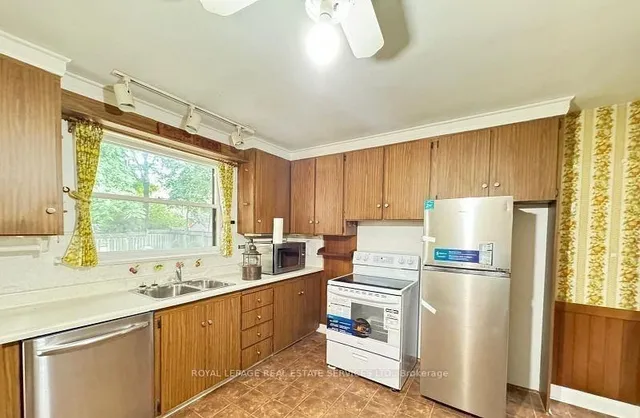 155 York Mills Rd, Toronto 4