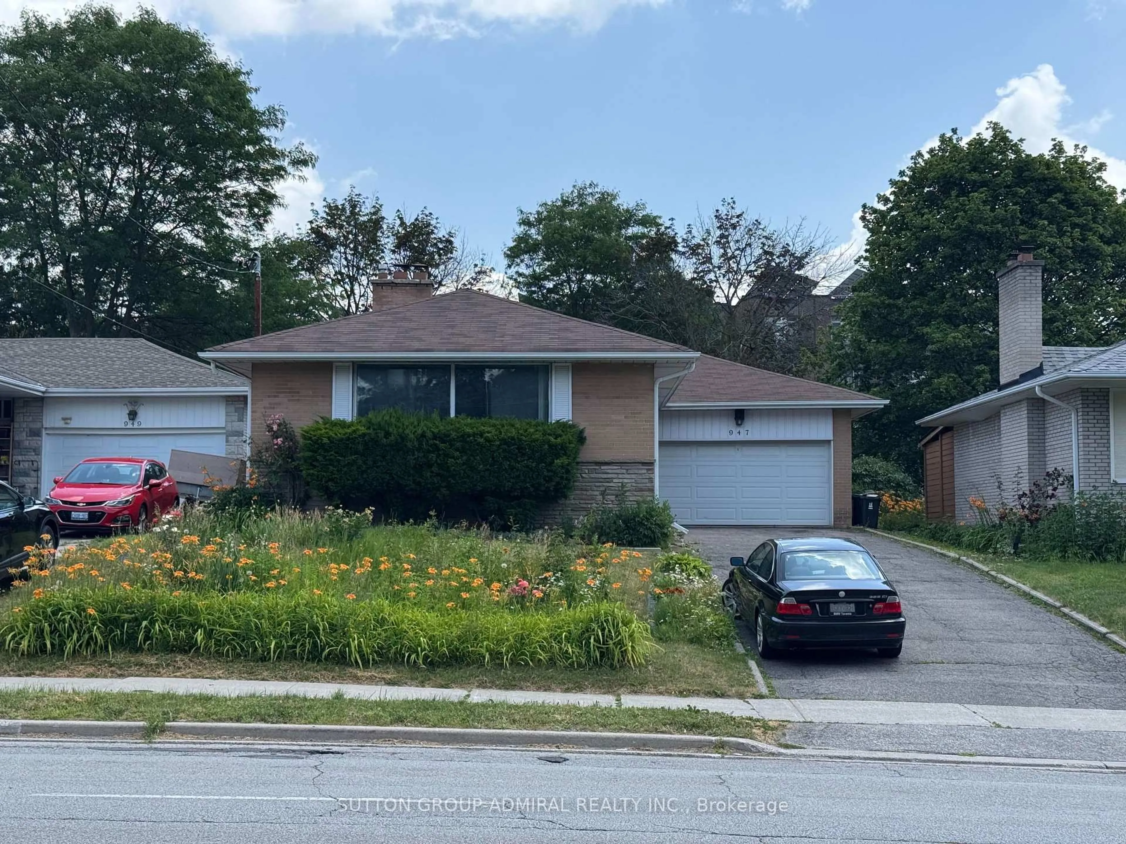 Unknown for 947 Willowdale Ave, Toronto Ontario M2M 3C3