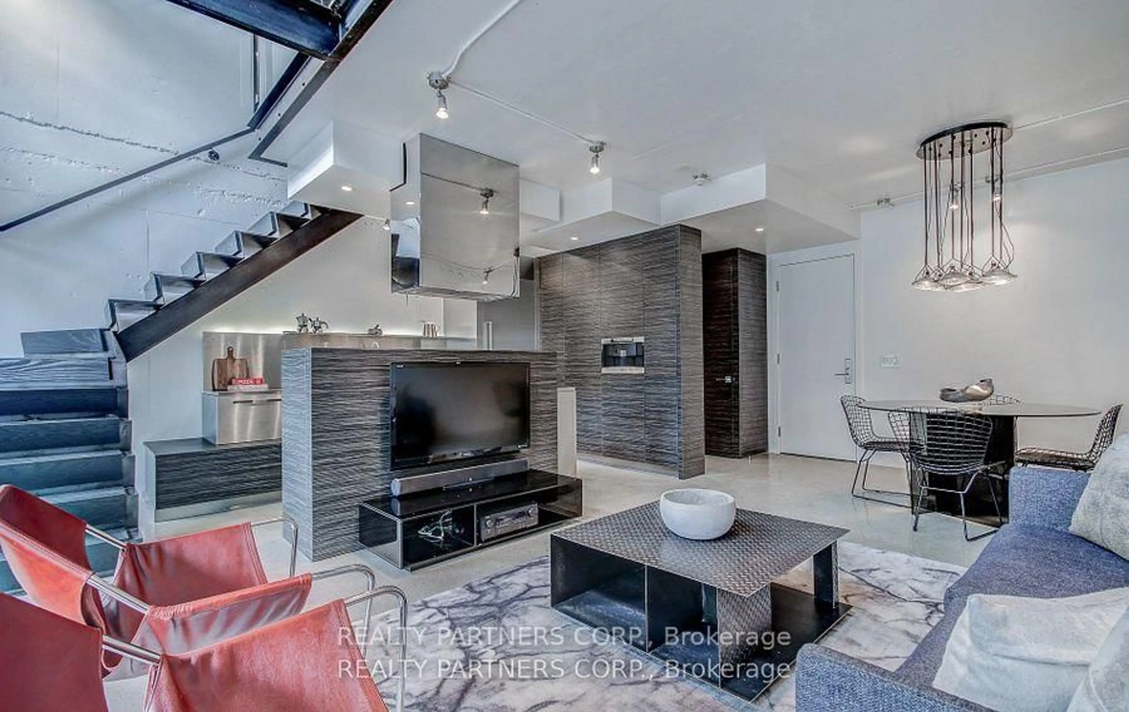 Unknown for 38 The Esplanade Ave #419, Toronto Ontario M5E 1A5