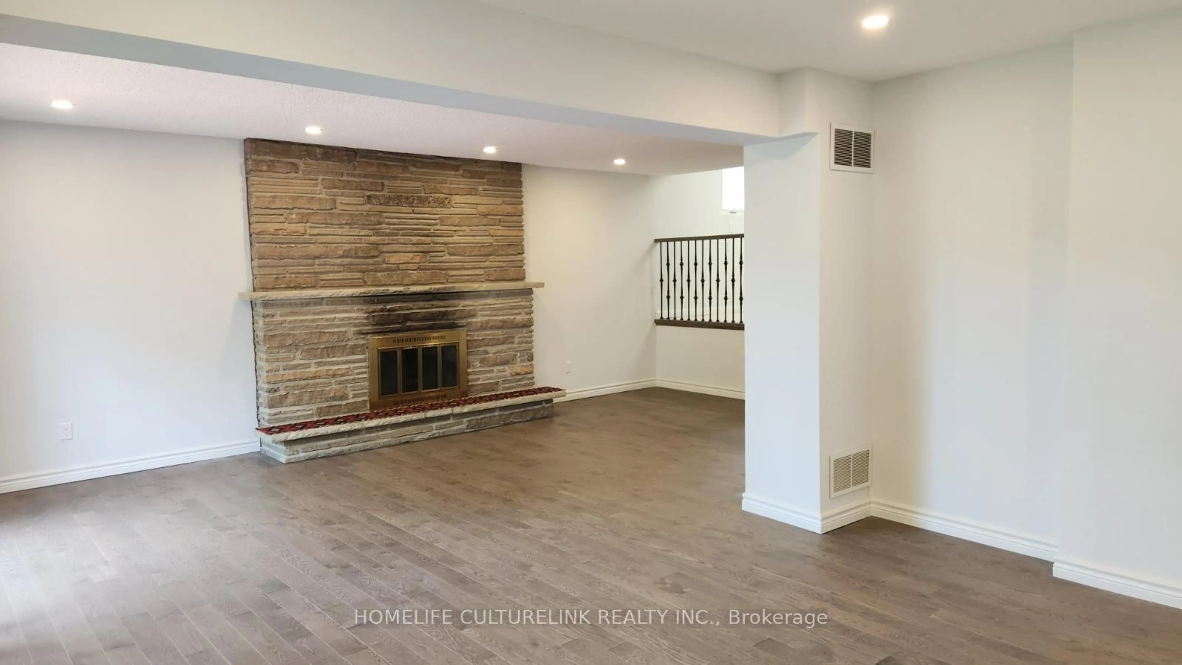Unknown for 79 Yatesbury Rd, Toronto Ontario M2H 1G1