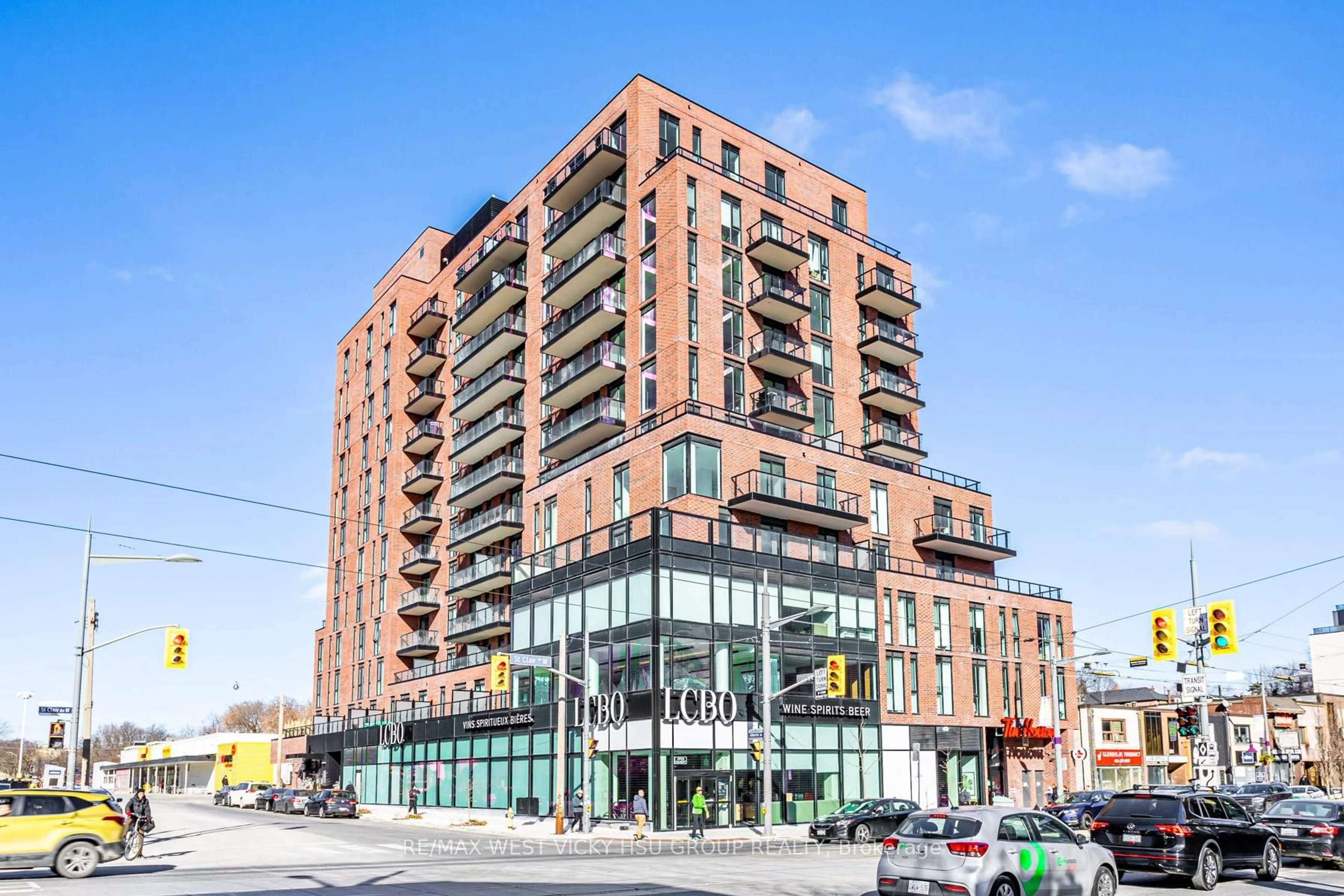 Unknown for 185 Alberta Ave #810, Toronto Ontario M6C 0A5