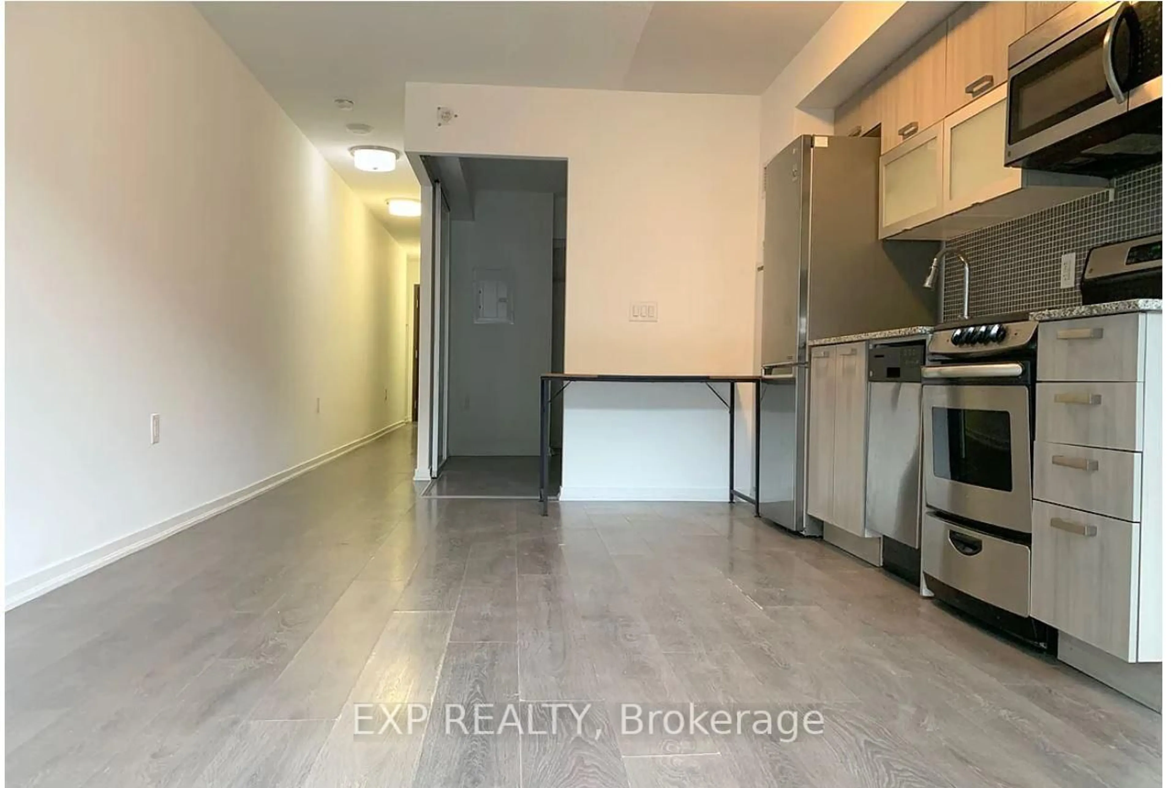 A pic of a room for 36 Lisgar St #611E, Toronto Ontario M6J 0C7