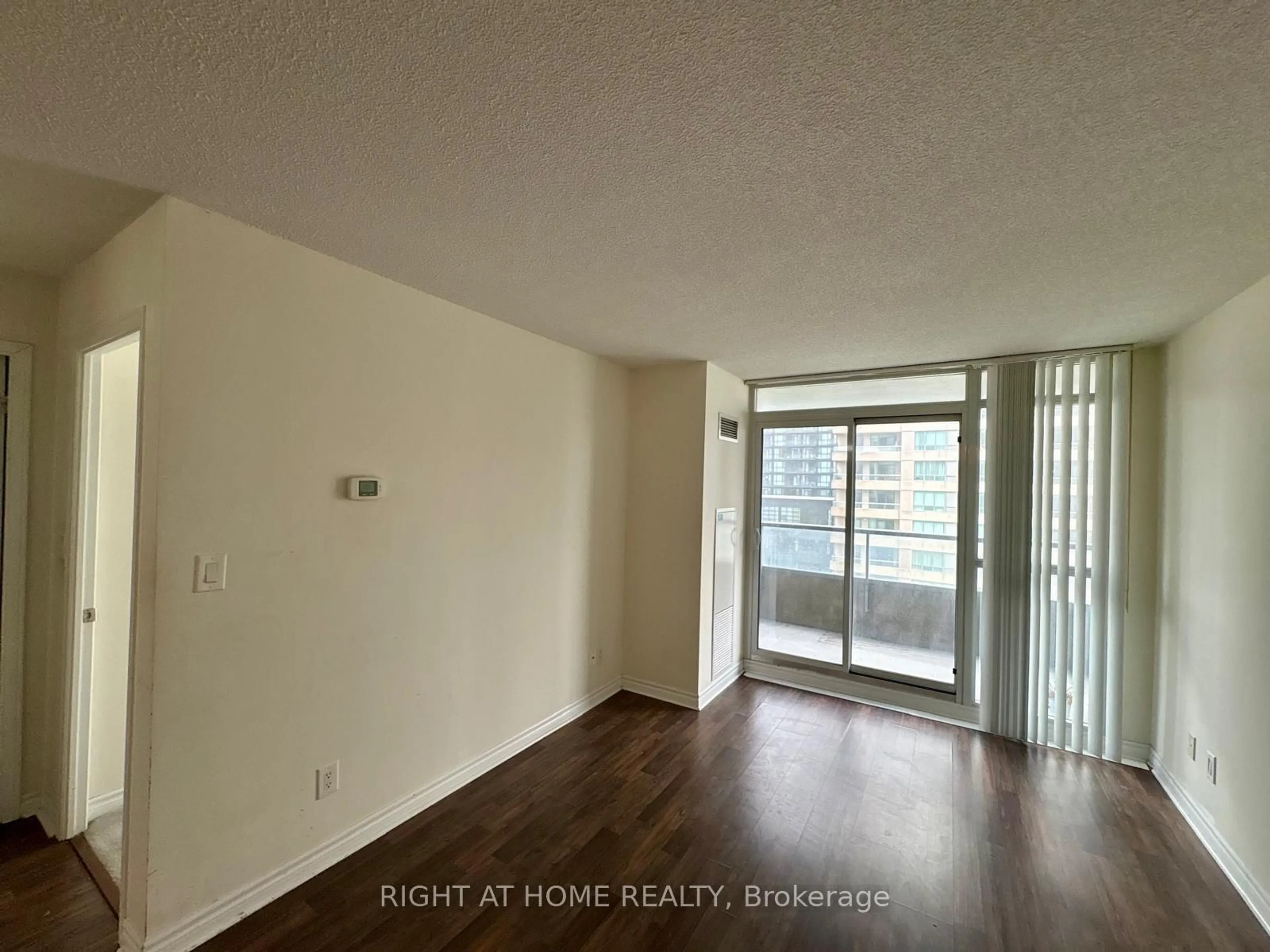 A pic of a room for 35 Hollywood Ave #1116, Toronto Ontario M2N 0A9