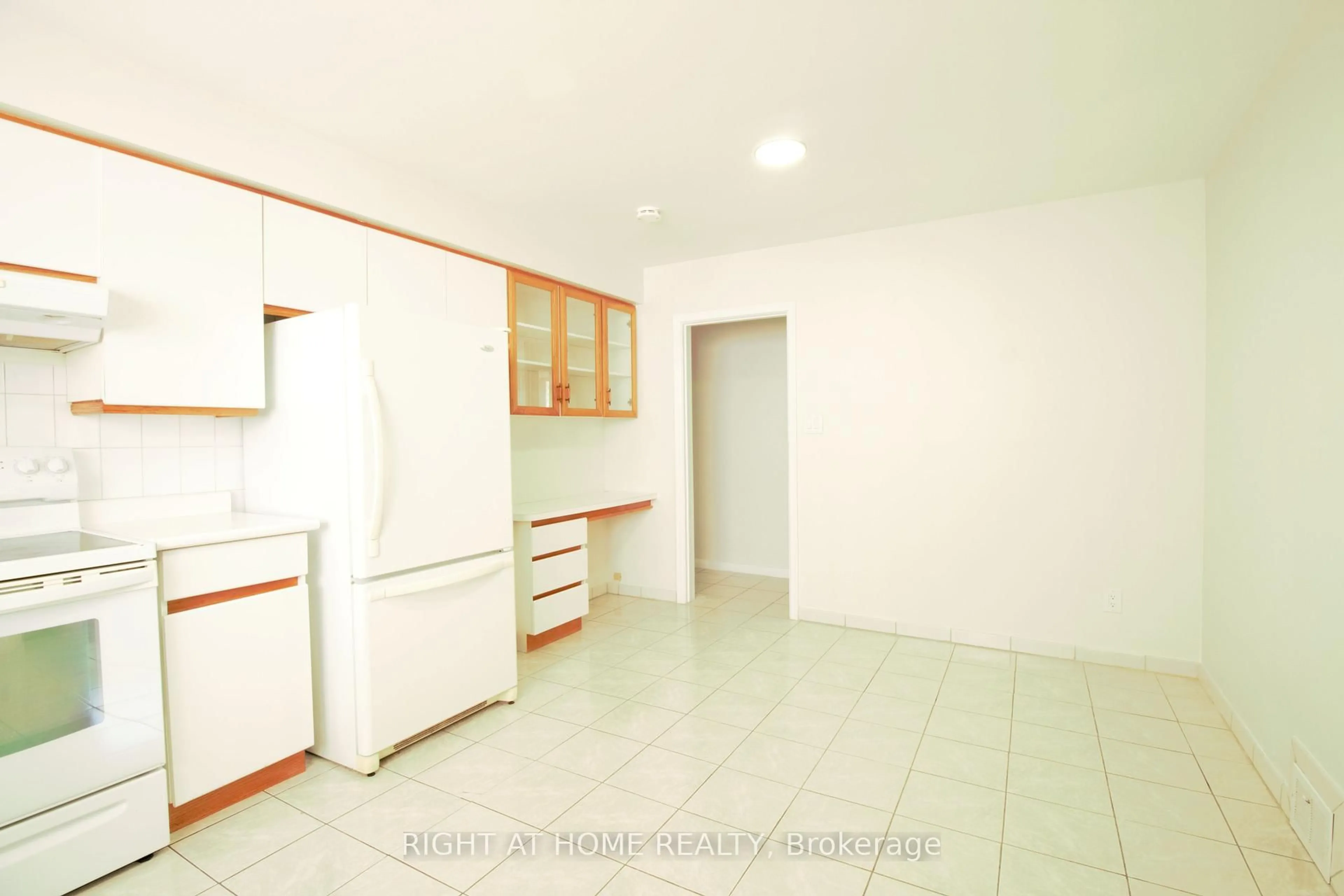 A pic of a room for 263 Patricia Ave, Toronto Ontario M2M 1J7