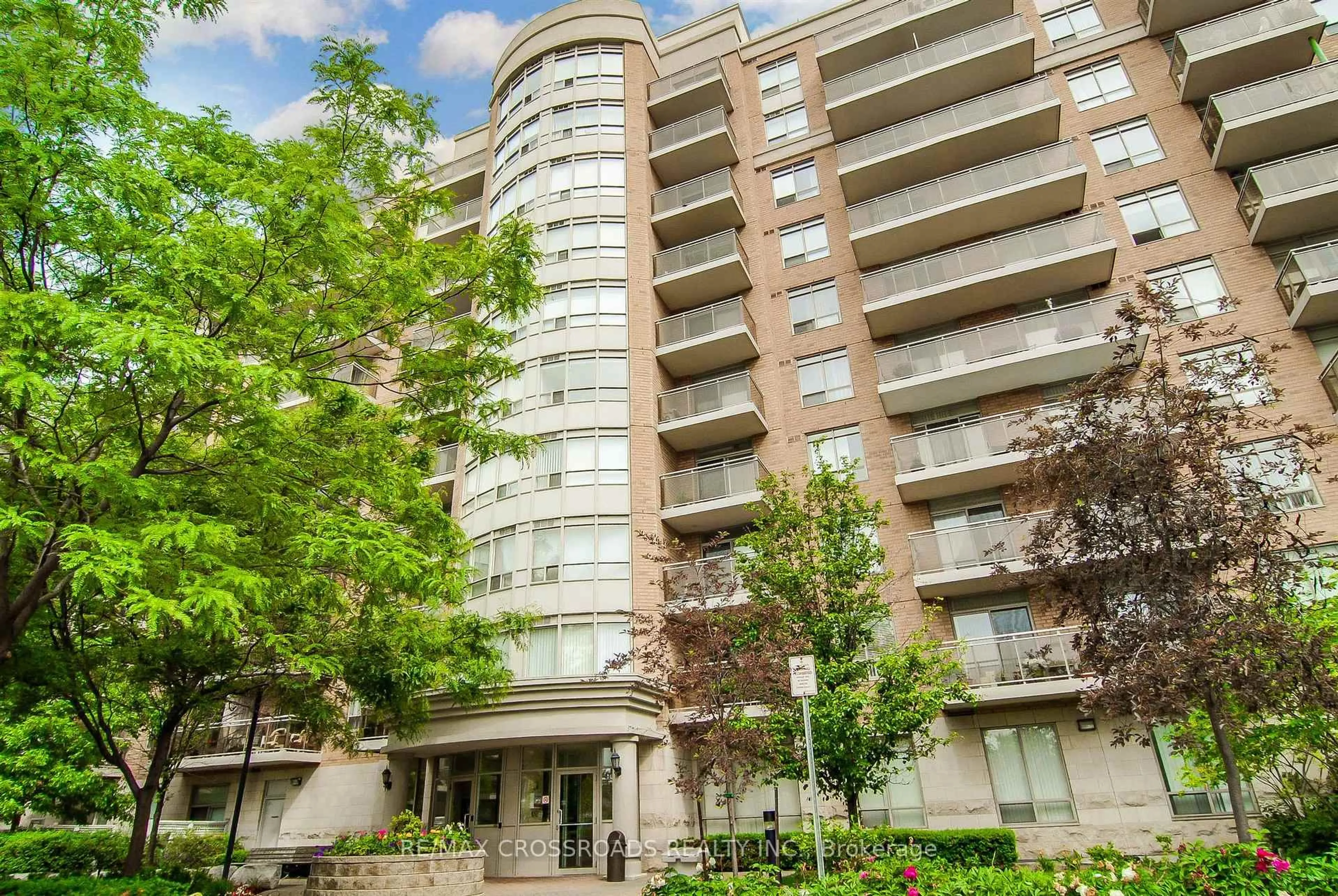 Patio, unknown for 650 Lawrence Ave #183, Toronto Ontario M6A 3E8