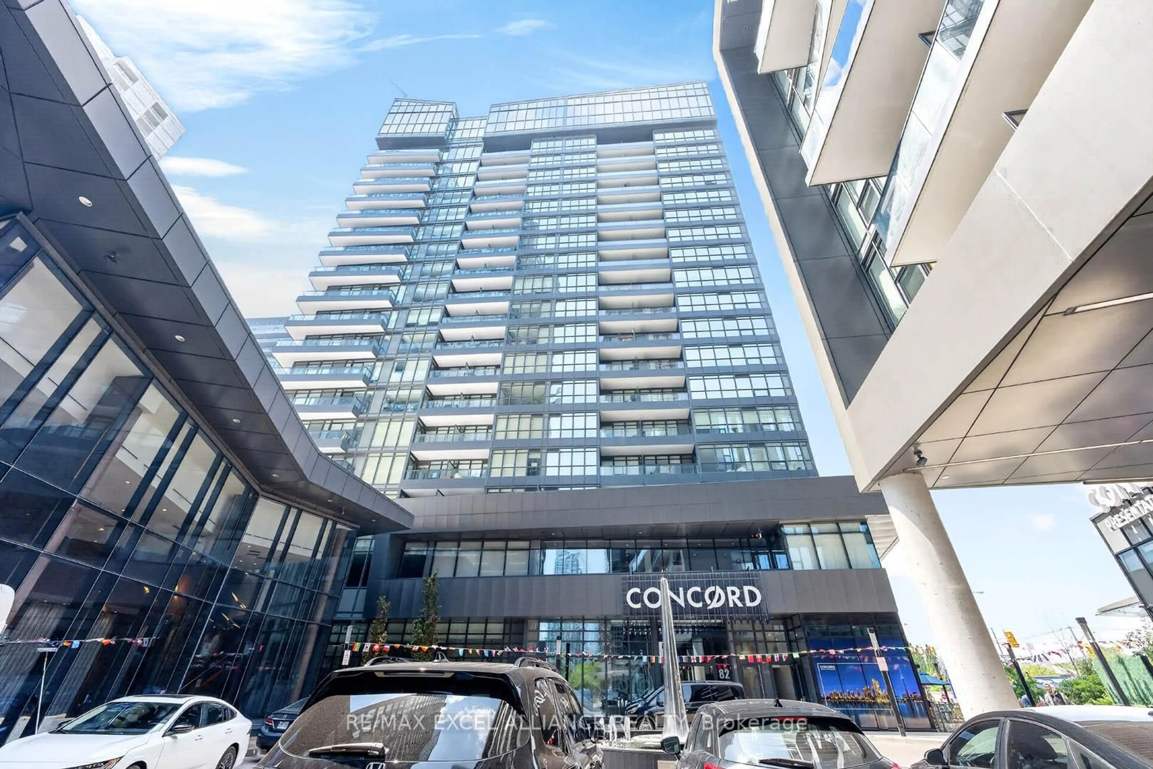 Indoor foyer for 80 Queens Wharf Rd #1706, Toronto Ontario M5V 0J3