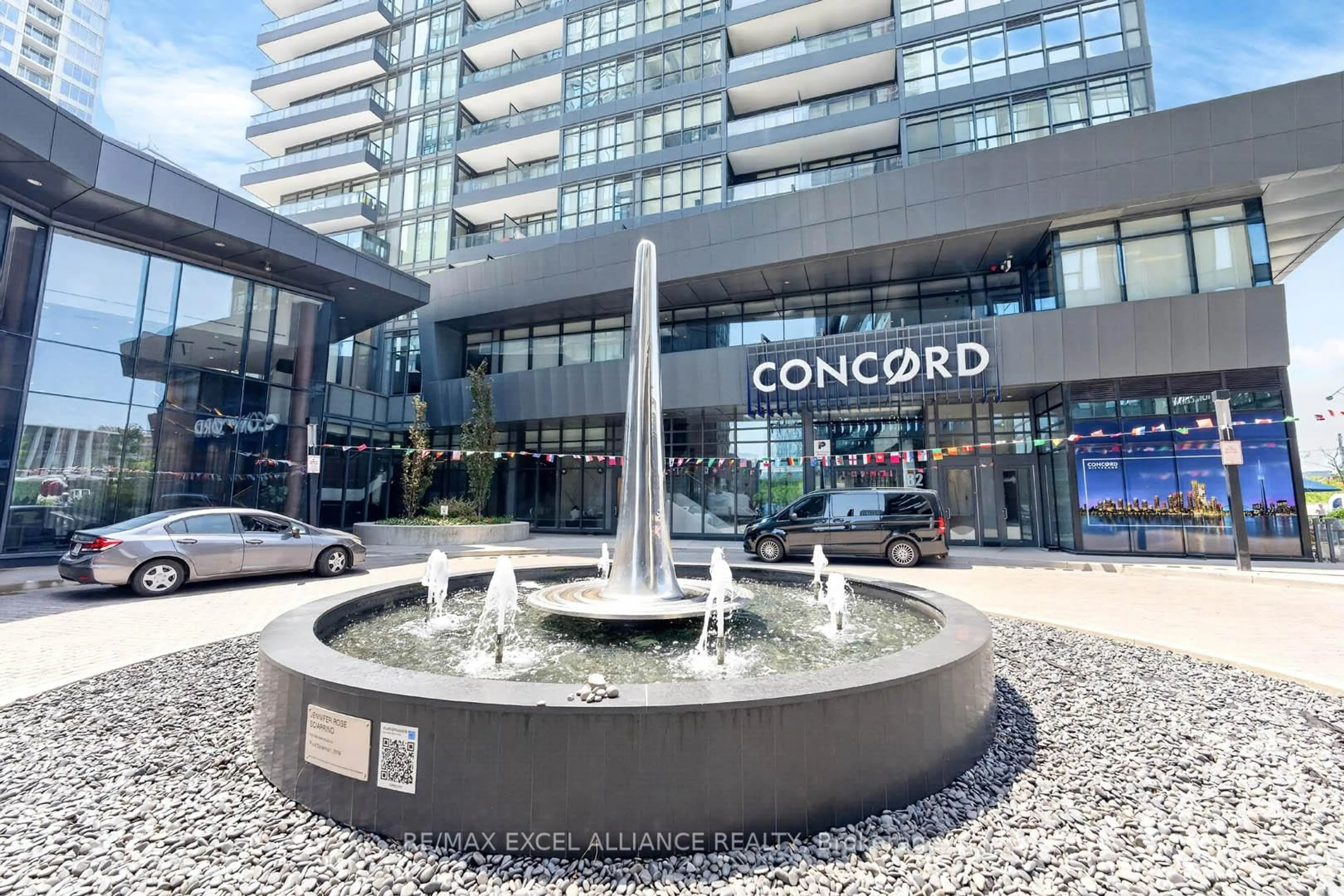 Indoor foyer for 80 Queens Wharf Rd #1706, Toronto Ontario M5V 0J3