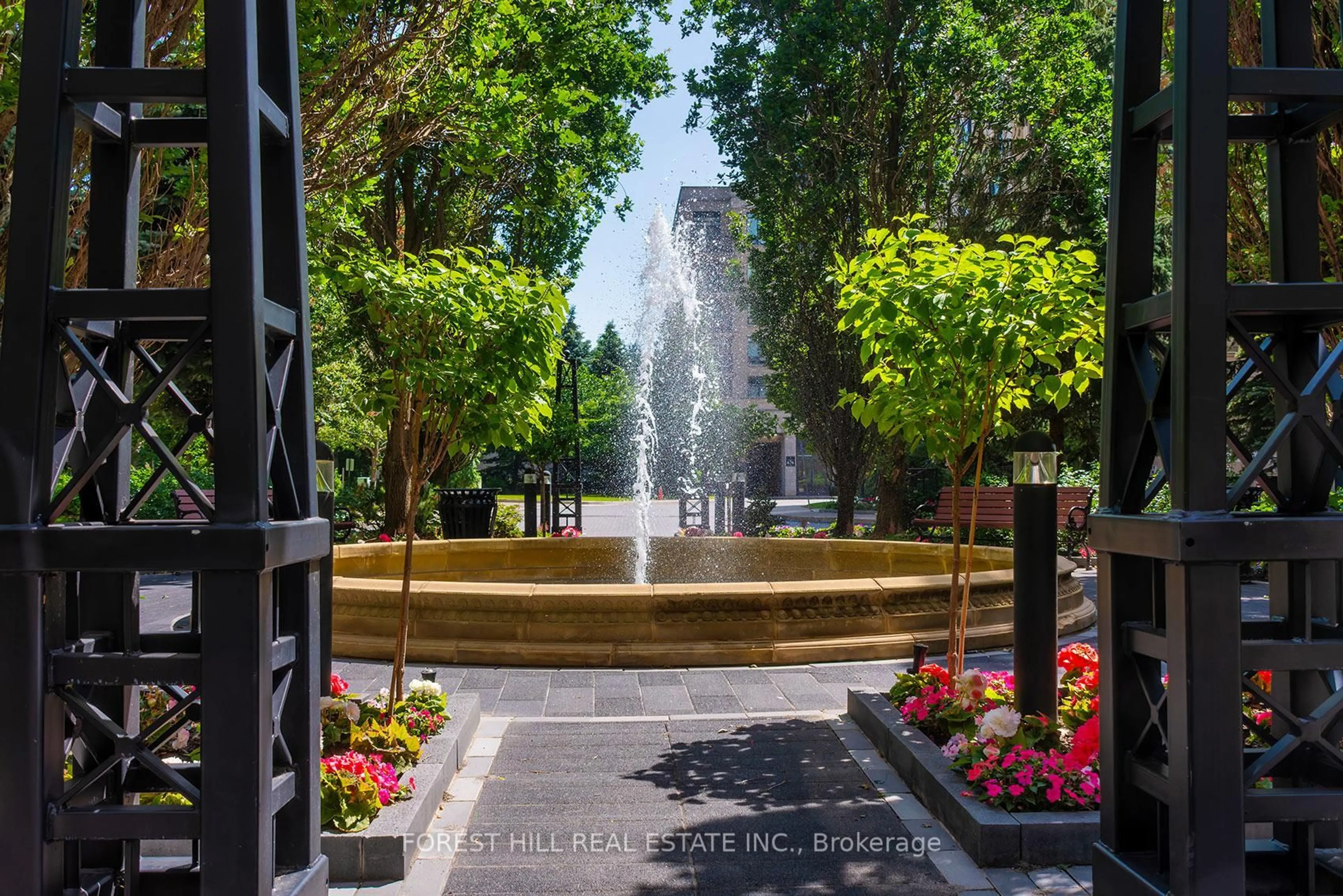Patio, street for 660 Sheppard Ave #1402, Toronto Ontario M2K 3E5