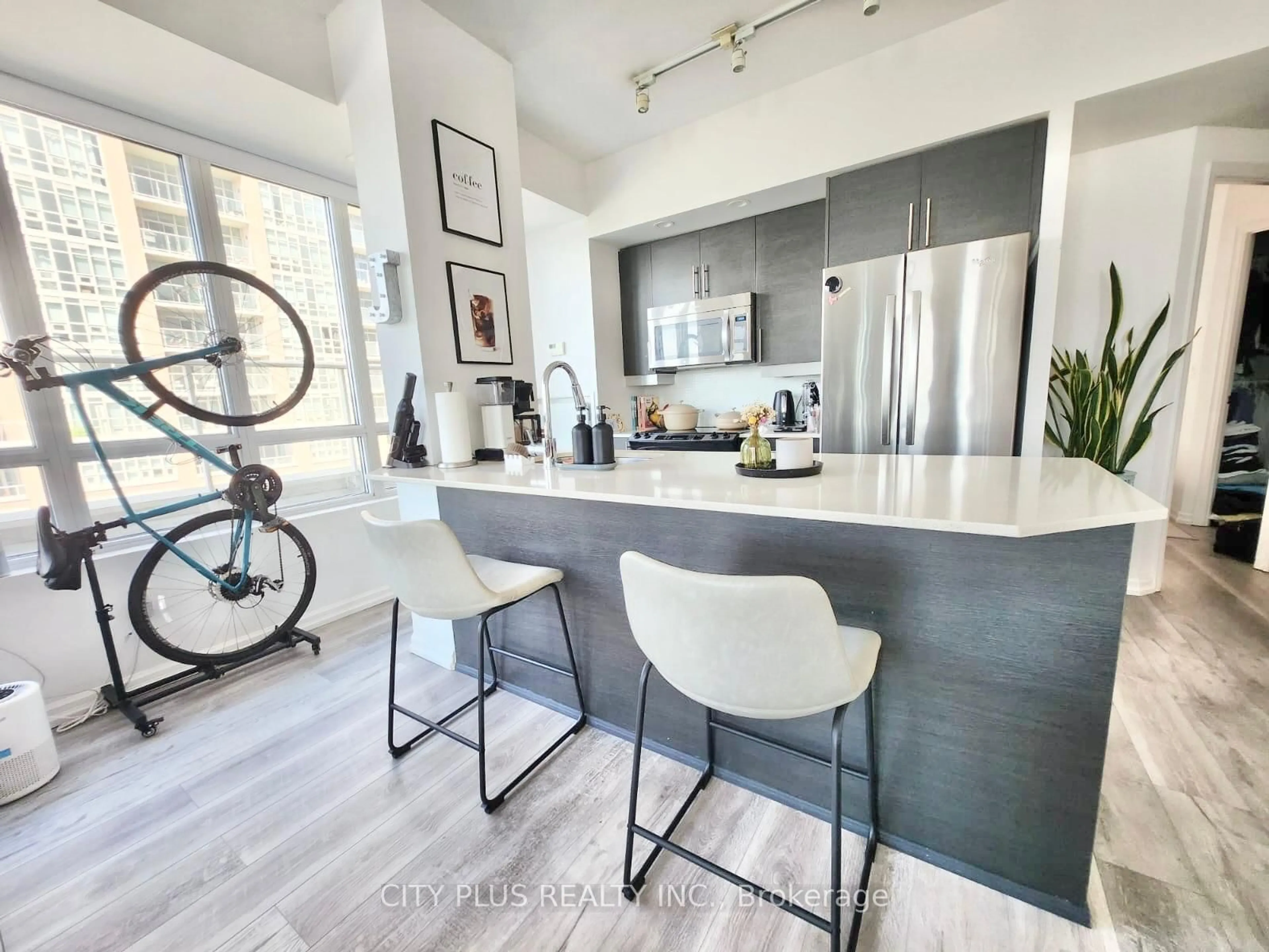 Open concept kitchen, unknown for 75 East Liberty St #1106, Toronto Ontario M6K 3R3