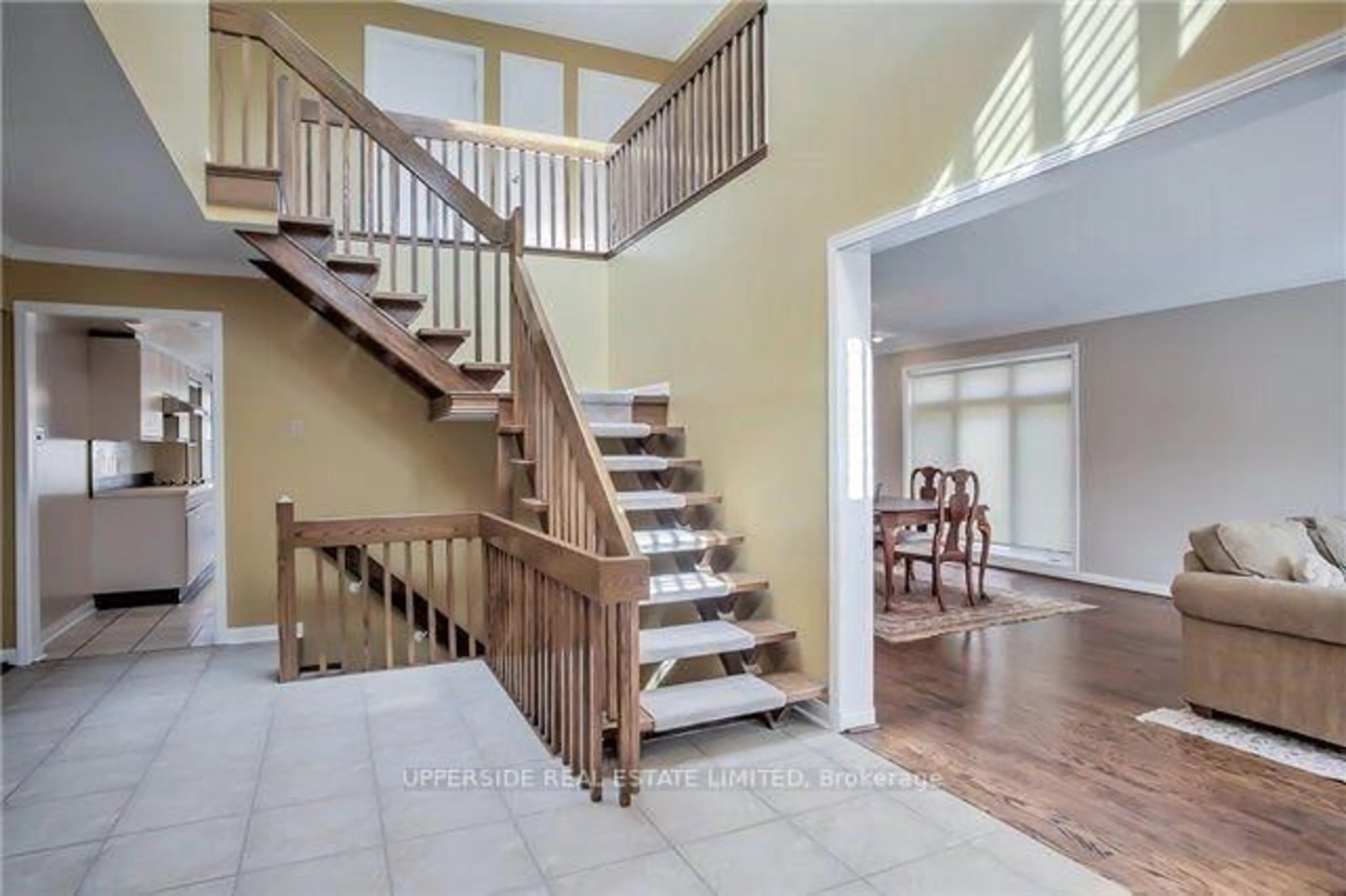 Unknown for 252 Fisherville Rd, Toronto Ontario M2R 3C5