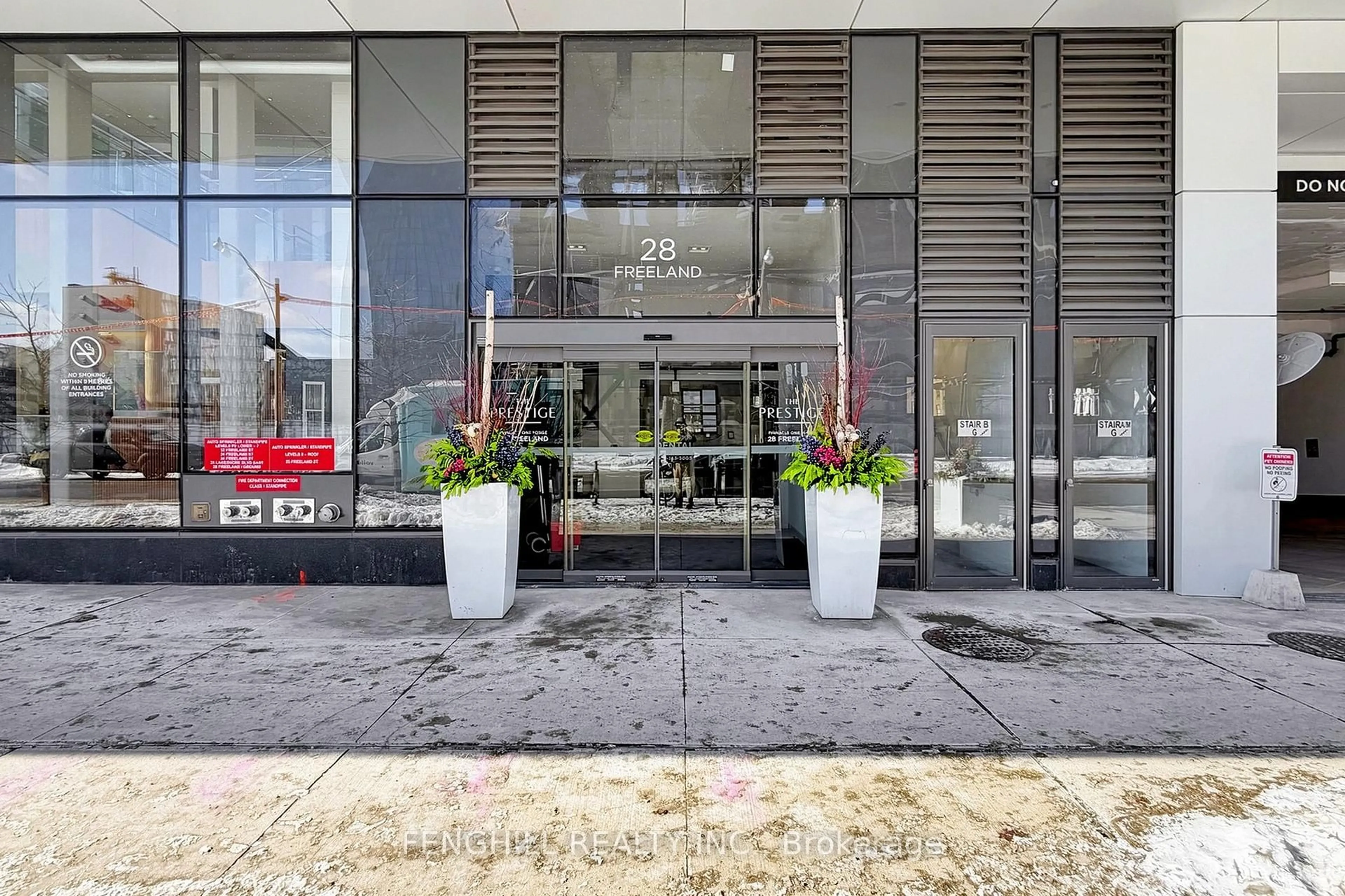 Lobby for 28 Freeland St #2104, Toronto Ontario M5E 0E3