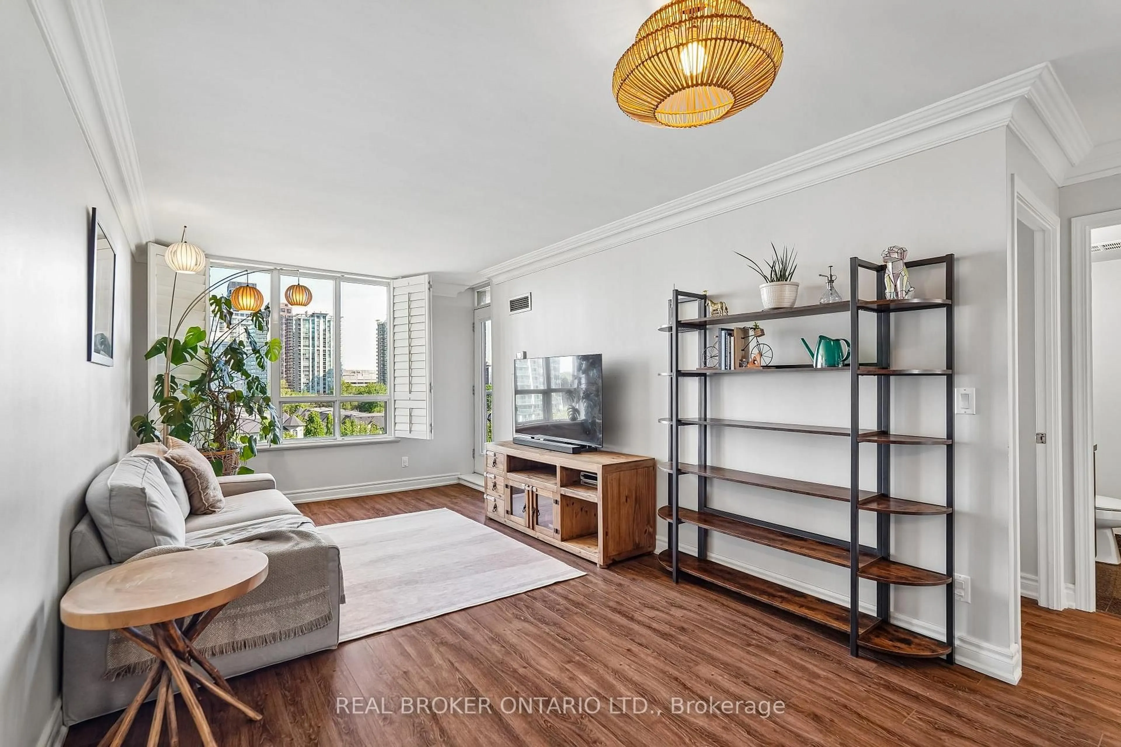Living room with furniture, wood/laminate floor for 51 Harrison Garden Blvd #704, Toronto Ontario M2N 7G4