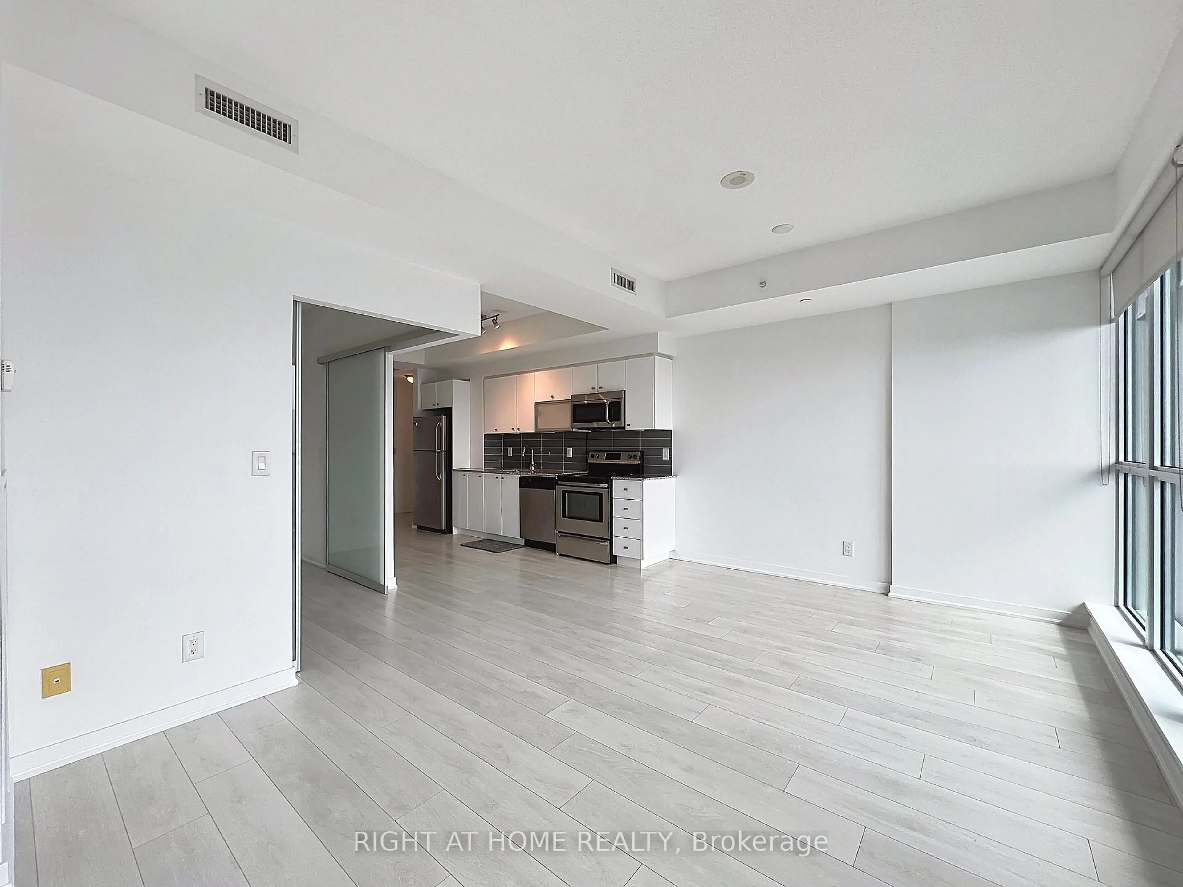 A pic of a room for 150 East Liberty St #2804, Toronto Ontario M6K 3R5