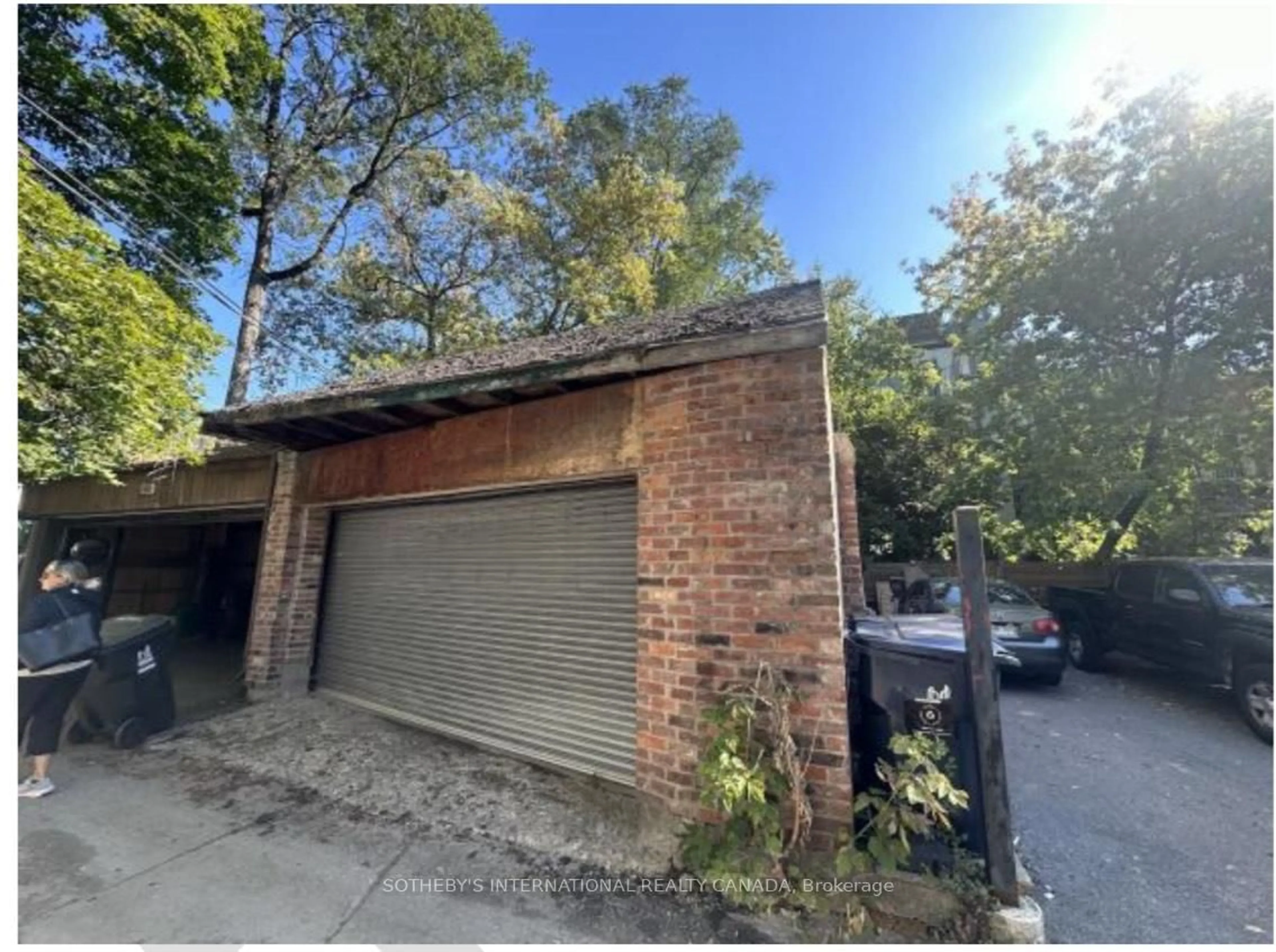 Unknown for 278 Avenue Rd, Toronto Ontario M4G 1G4