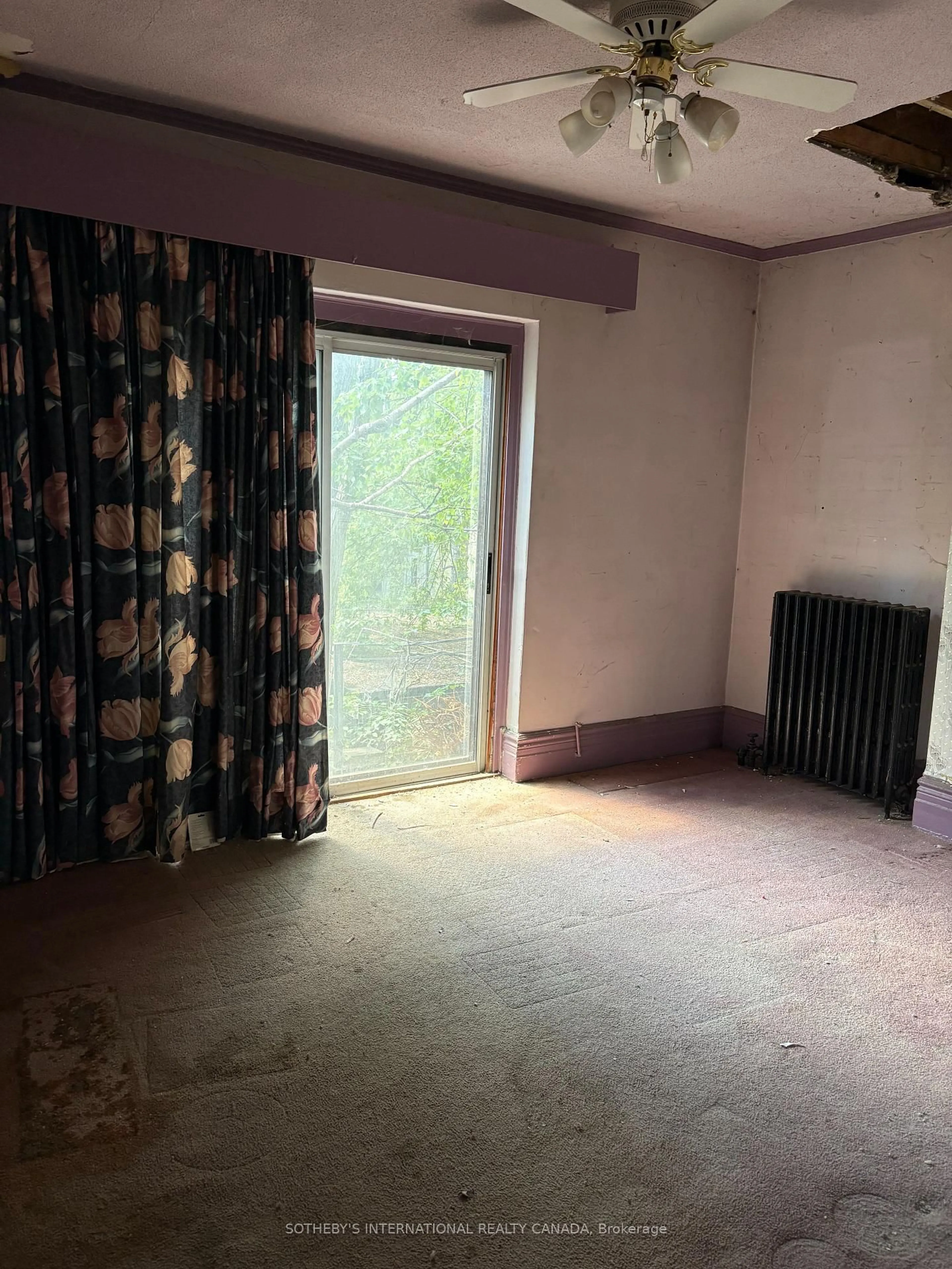 A pic of a room for 278 Avenue Rd, Toronto Ontario M4G 1G4