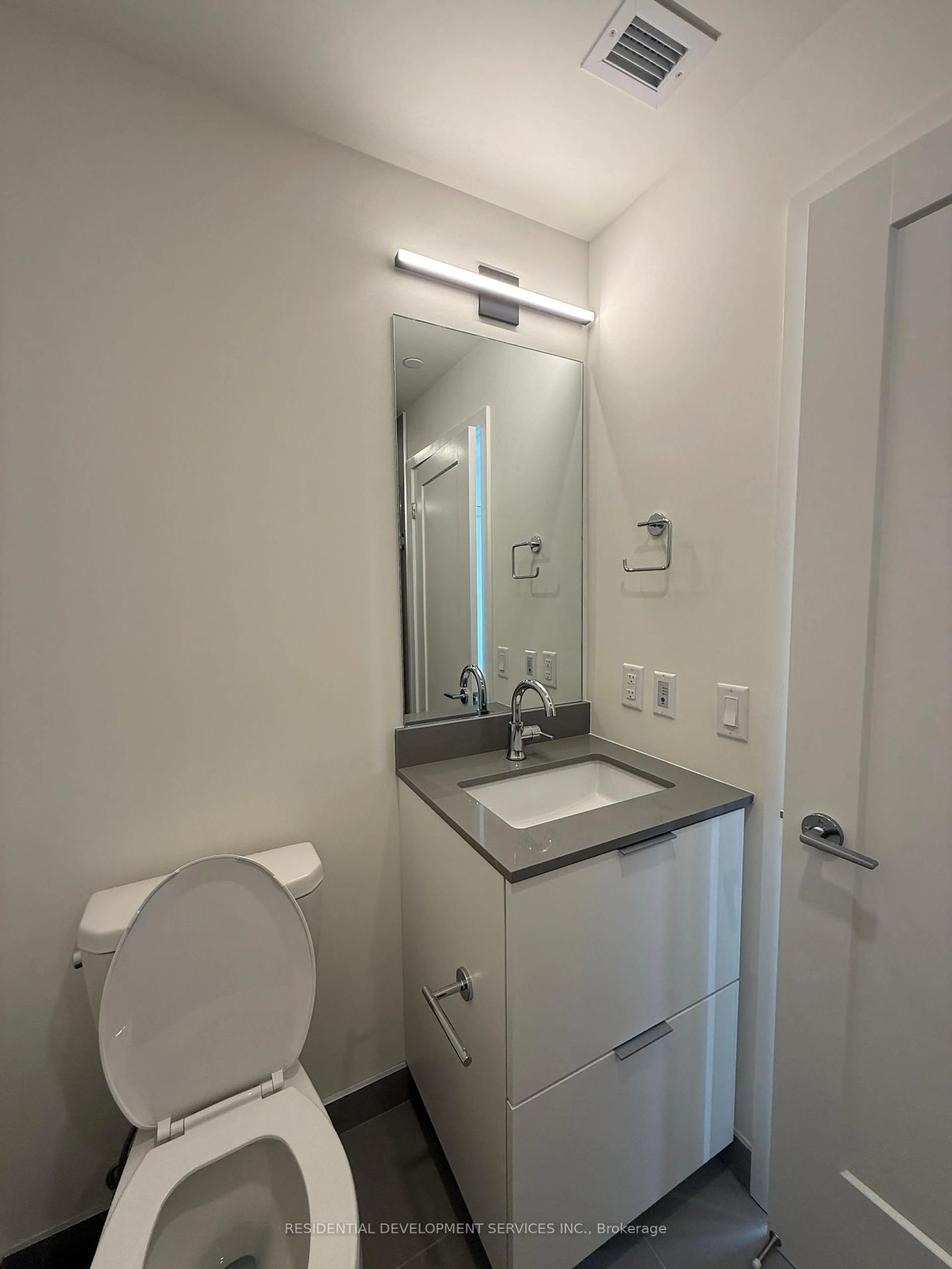 Standard bathroom, floor is not visible for 89 Church St #5007, Toronto Ontario M5C 0B7