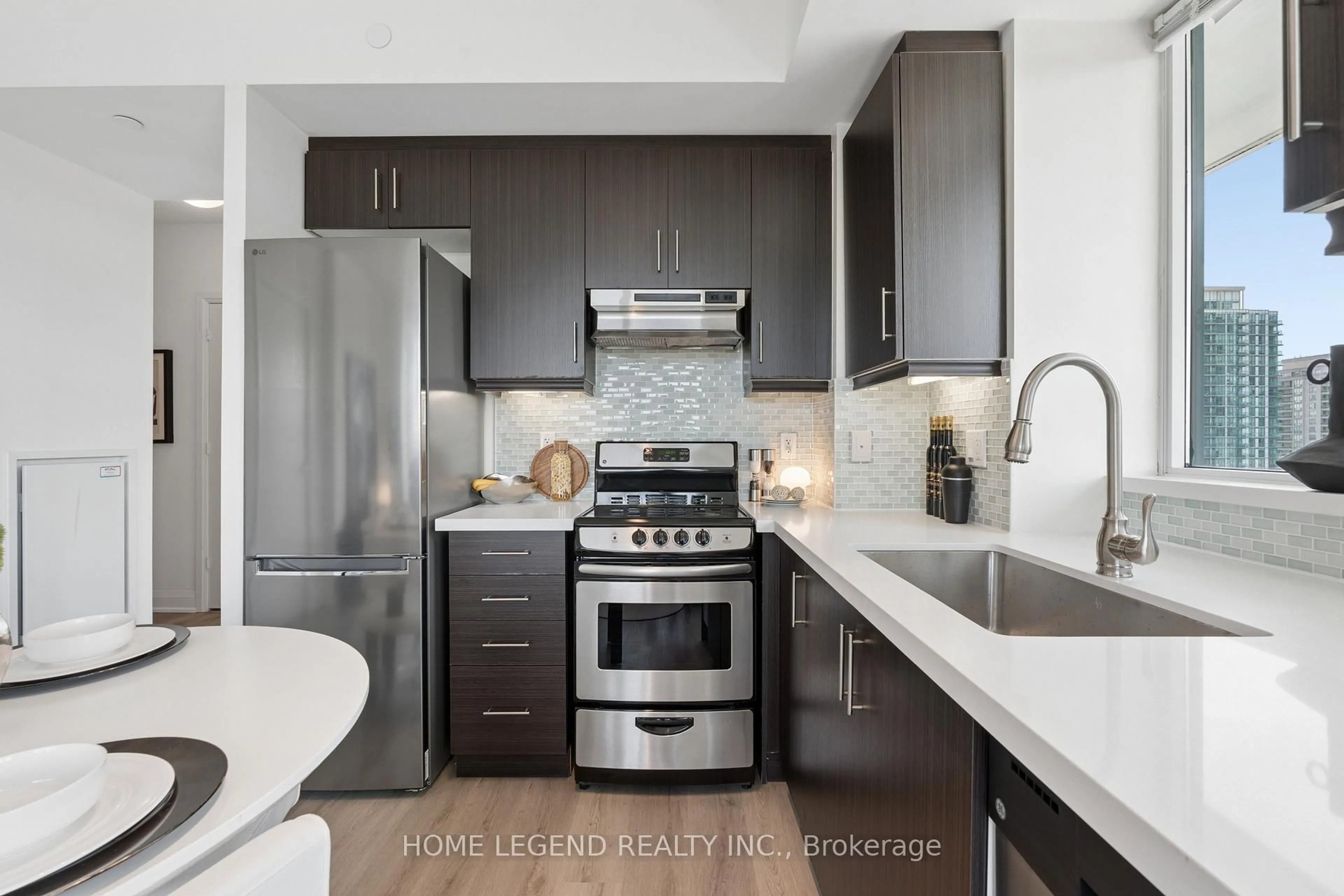 Unknown for 68 Canterbury Pl #605, Toronto Ontario M2N 0H8