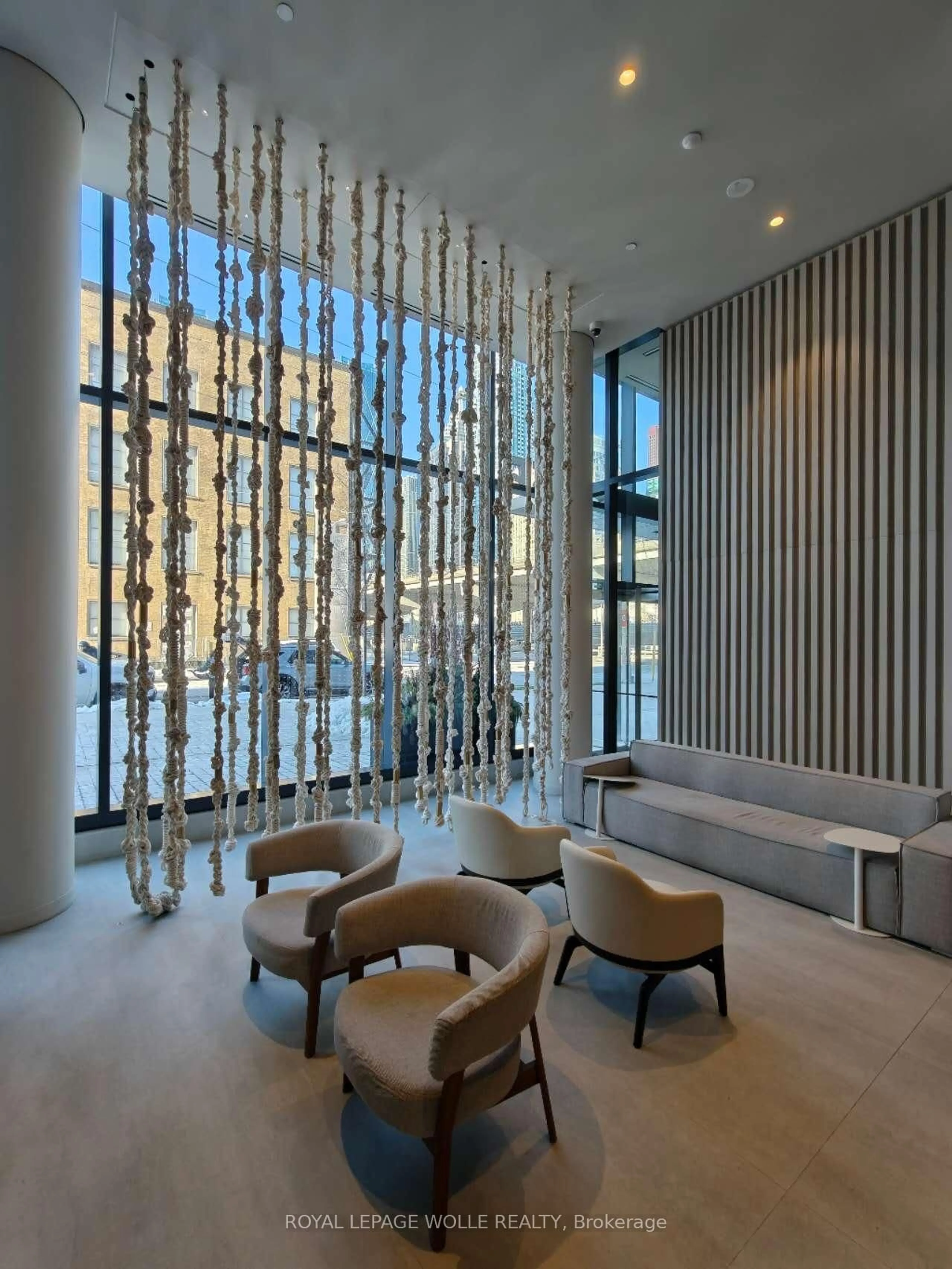 Lobby for 55 Cooper St #6008, Toronto Ontario M5E 0G1
