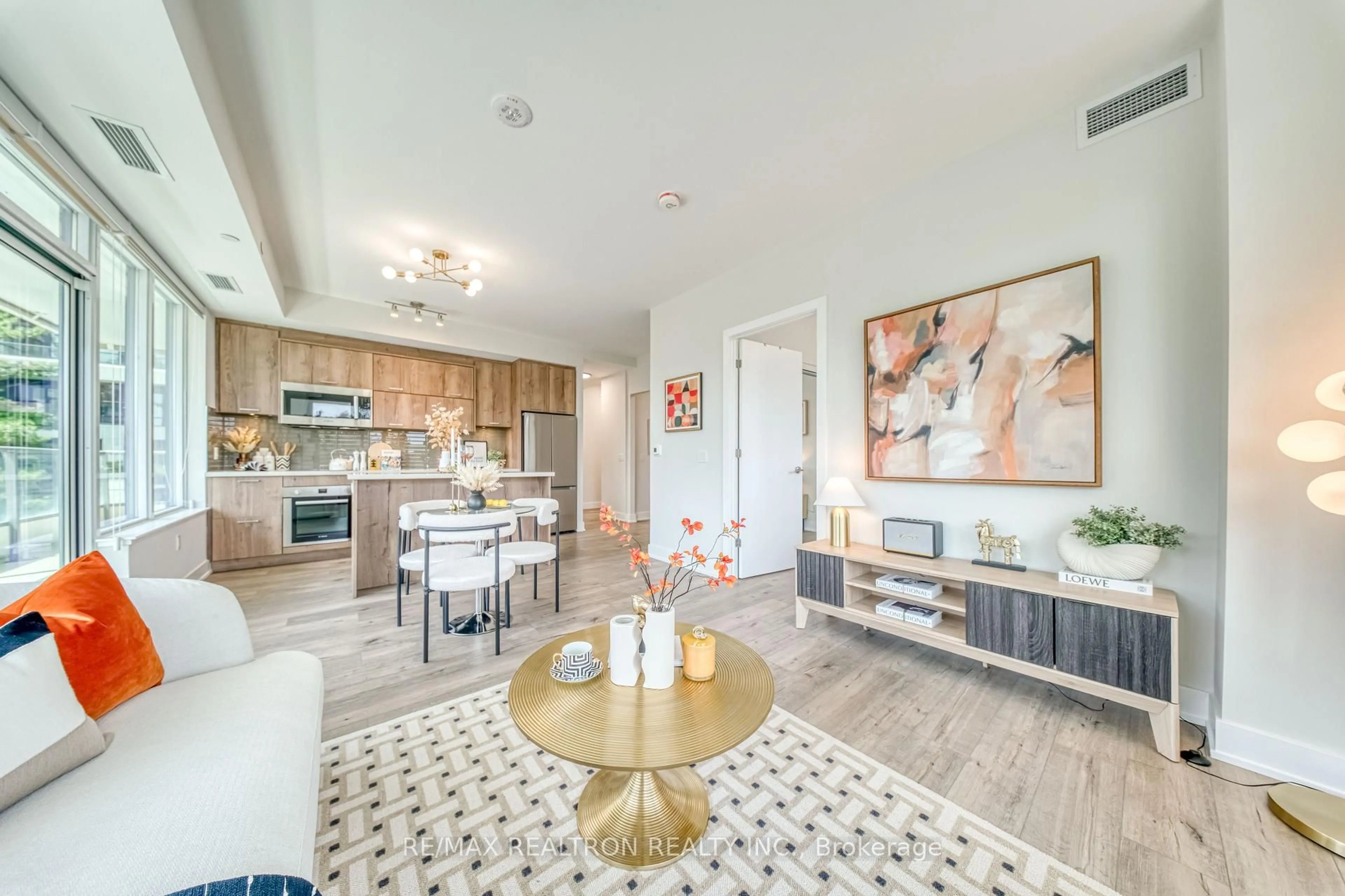 Open concept kitchen, unknown for 2 Teagarden Crt #411, Toronto Ontario M2N 5Z9