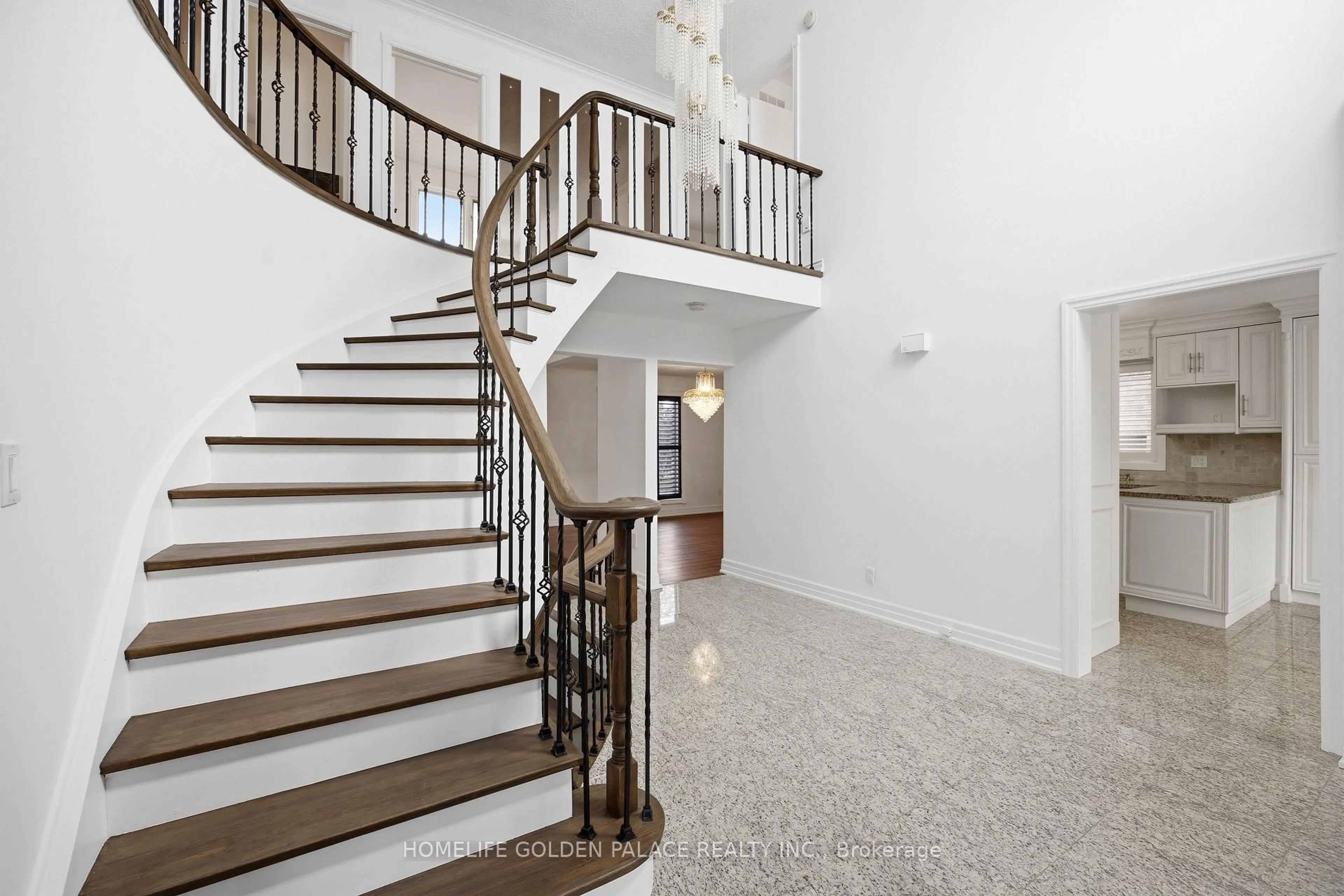 Unknown for 394 Patricia Ave, Toronto Ontario M2R 2M9