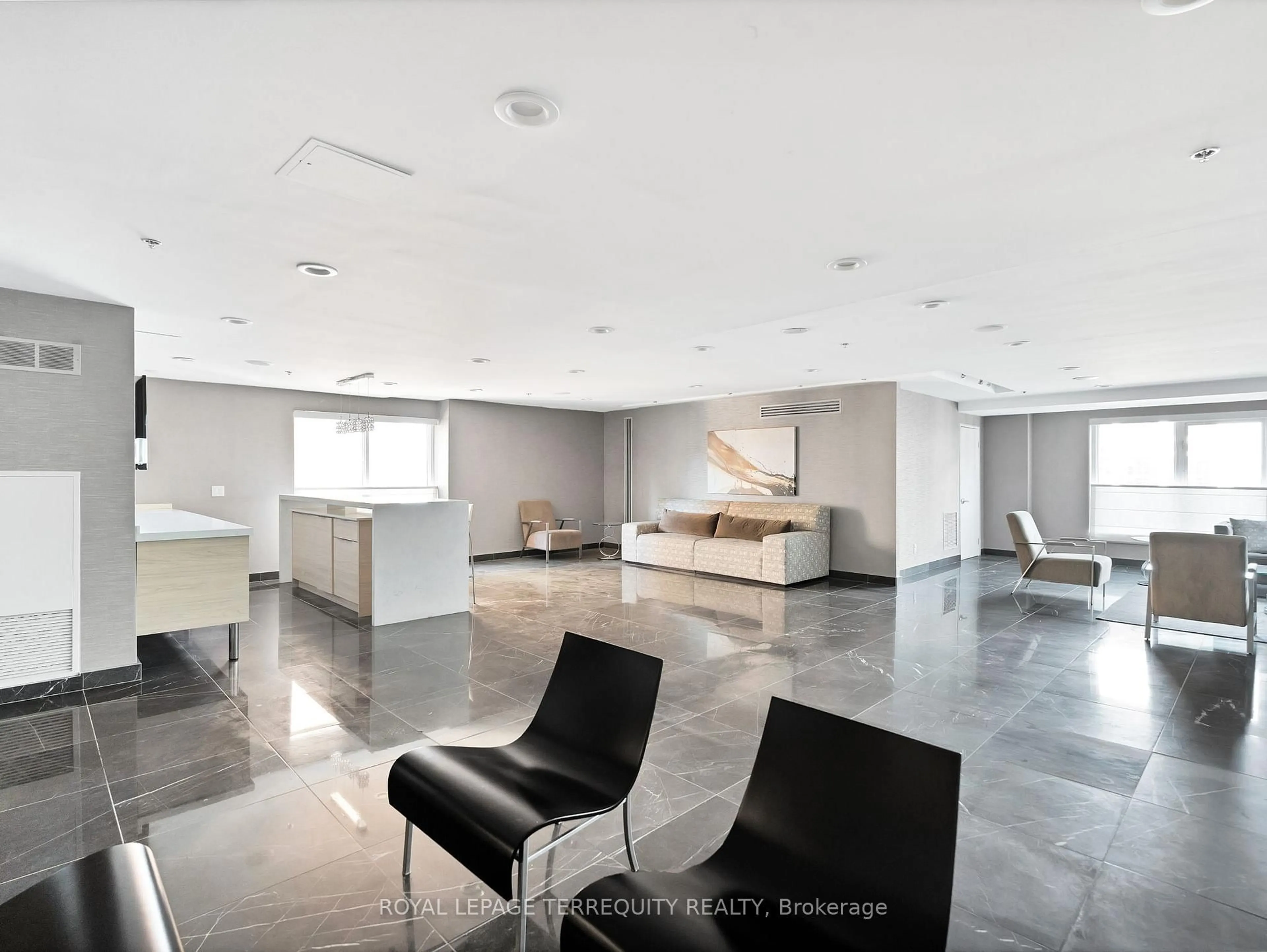 Lobby for 8 Park Rd #1601, Toronto Ontario M4W 3S5
