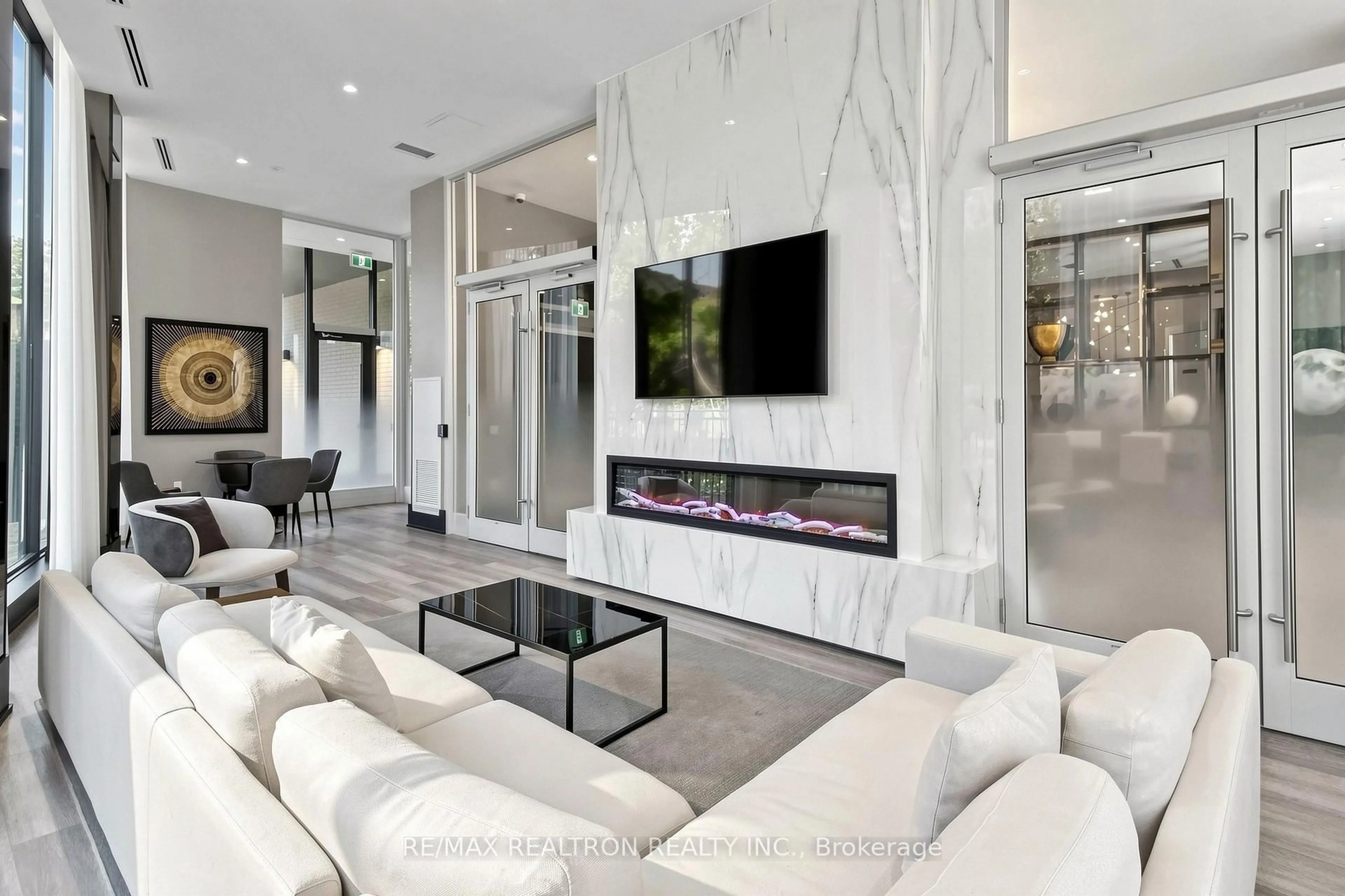 Home theater for 250 Lawrence Ave #701, Toronto Ontario M5M 1B2