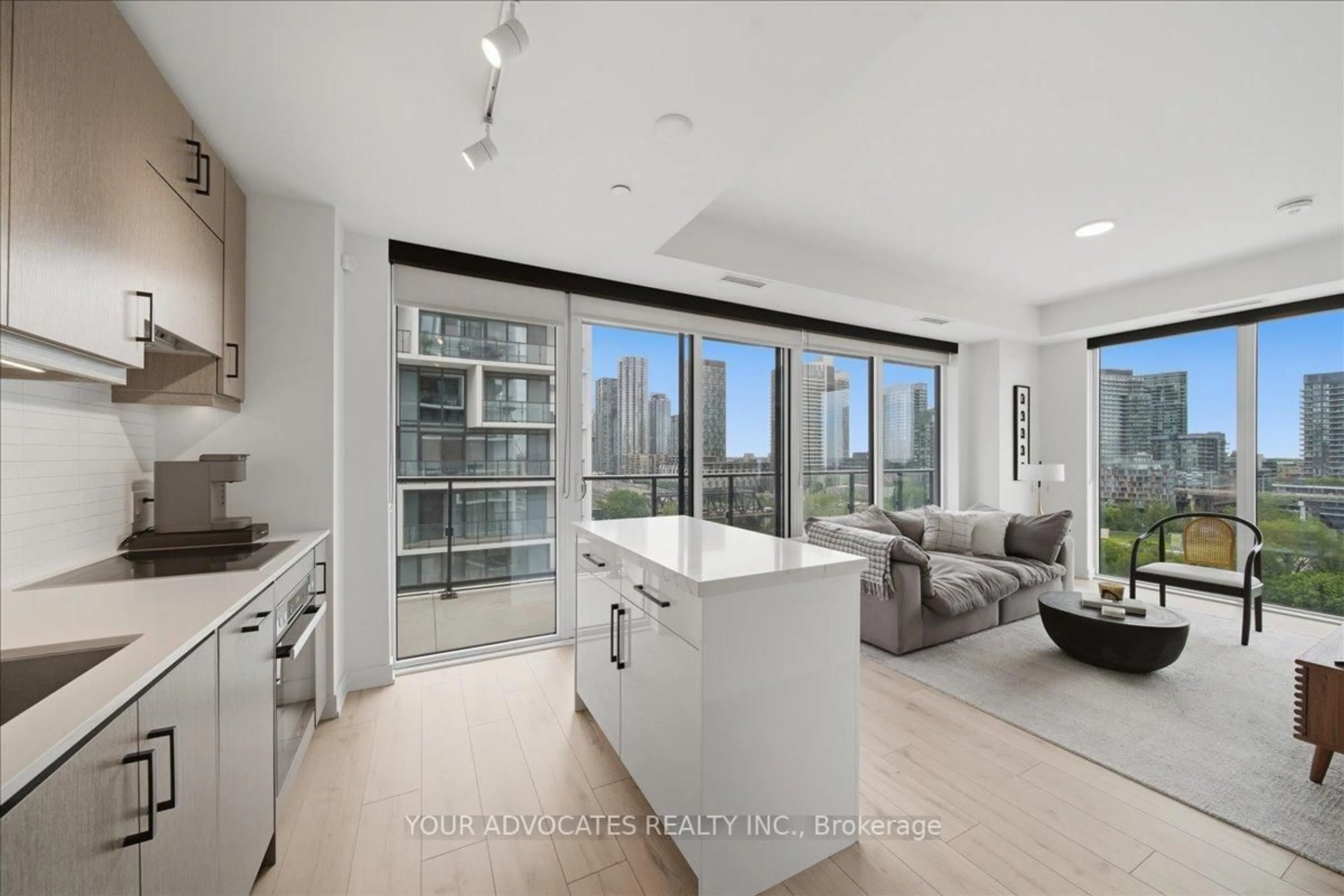 Open concept kitchen, unknown for 9 Tecumseth St #902, Toronto Ontario M5G 3V4