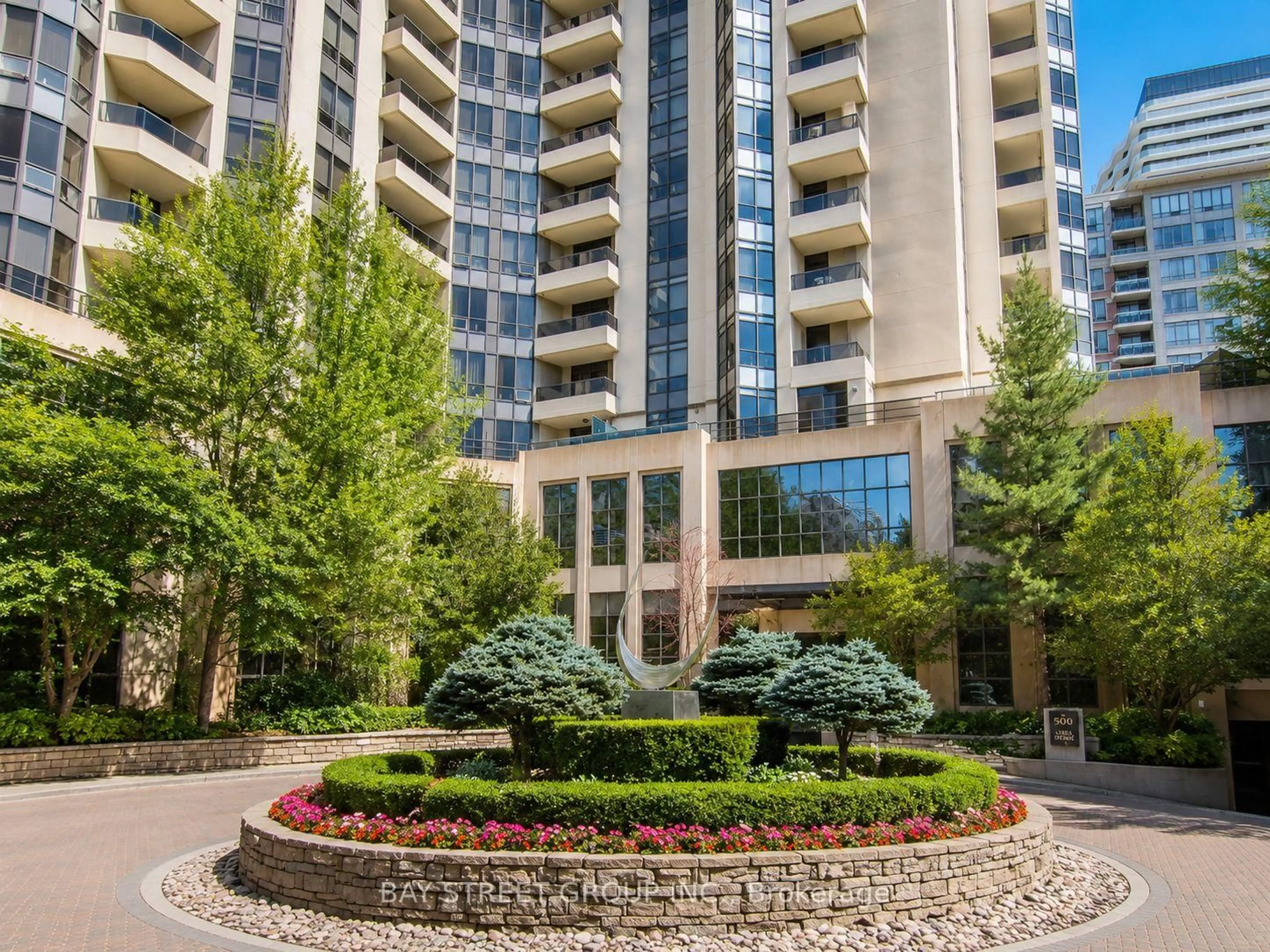 Indoor foyer for 500 Doris Ave #1523, Toronto Ontario M2N 0C1