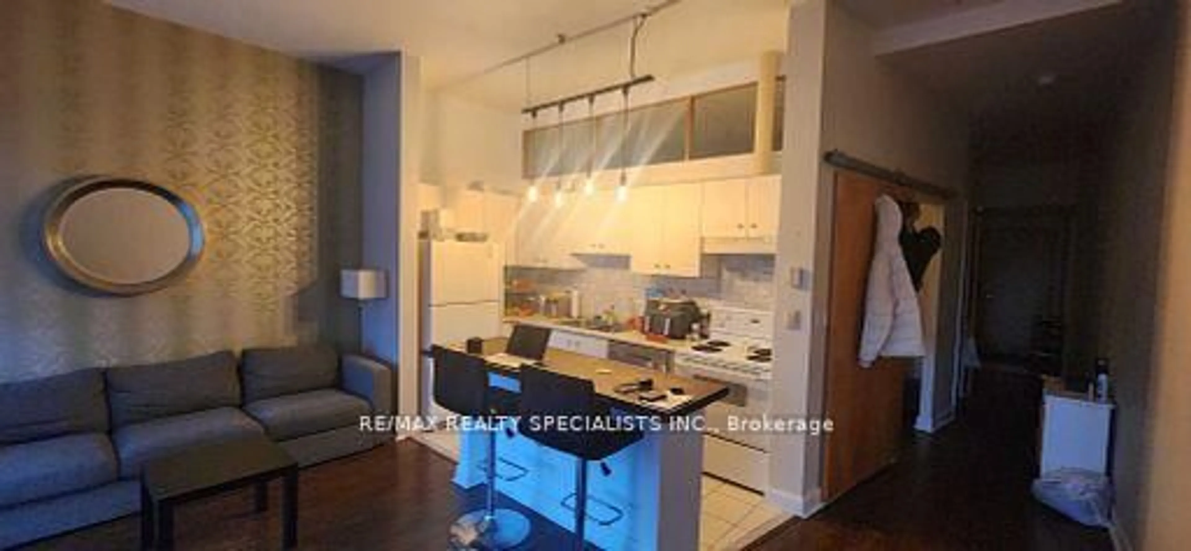 Unknown for 700 King St #519, Toronto Ontario M5V 2Y6