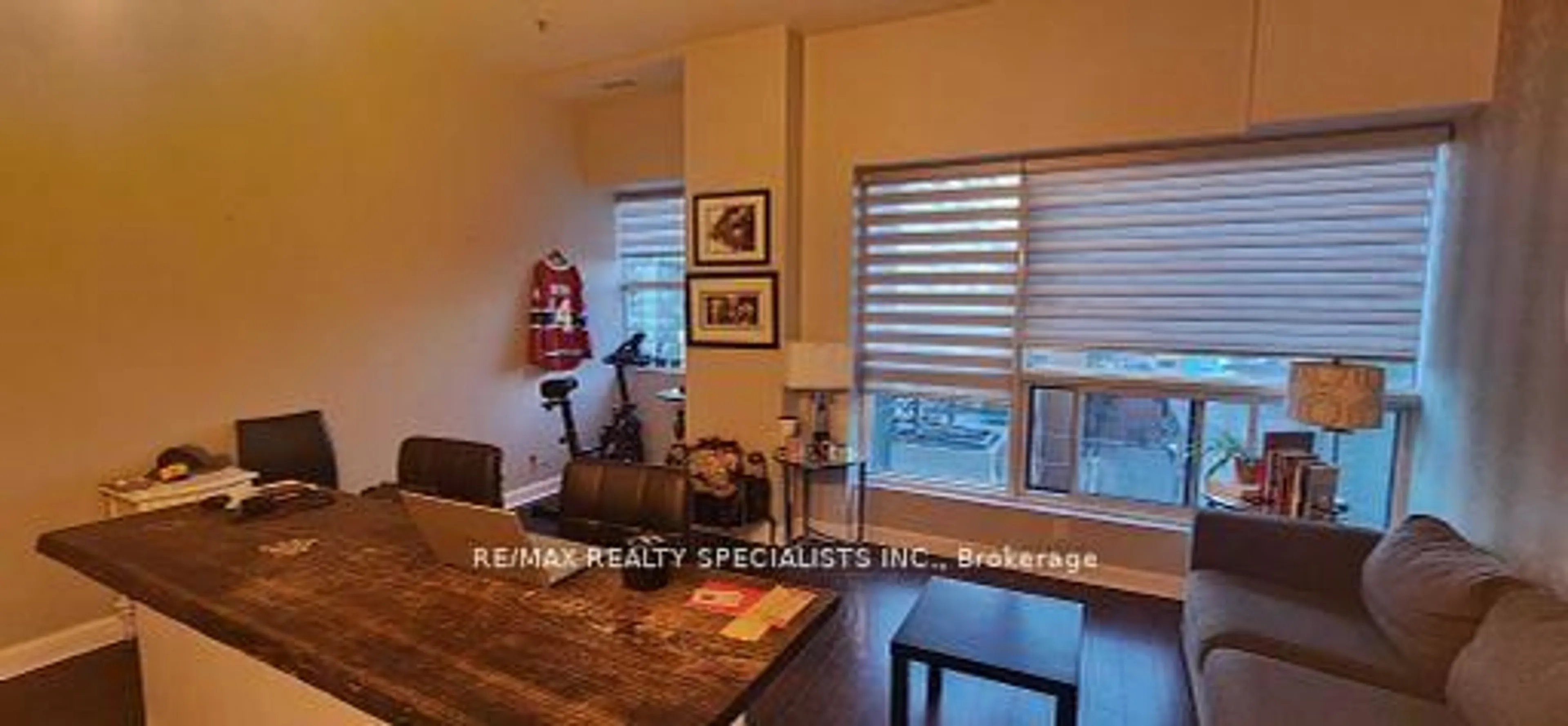 A pic of a room for 700 King St #519, Toronto Ontario M5V 2Y6