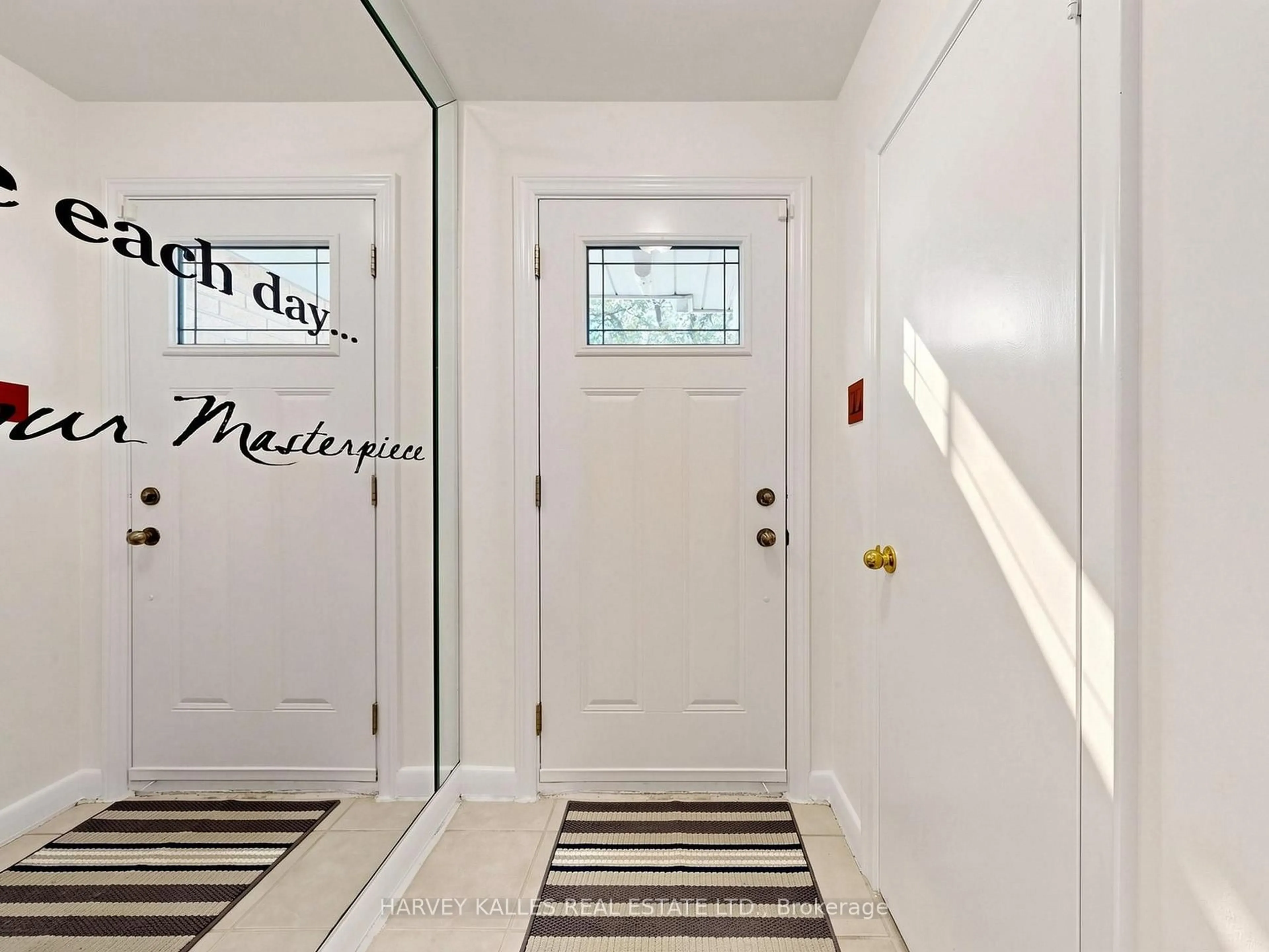 Indoor entryway for 87 Combe Ave, Toronto Ontario M3H 4J6