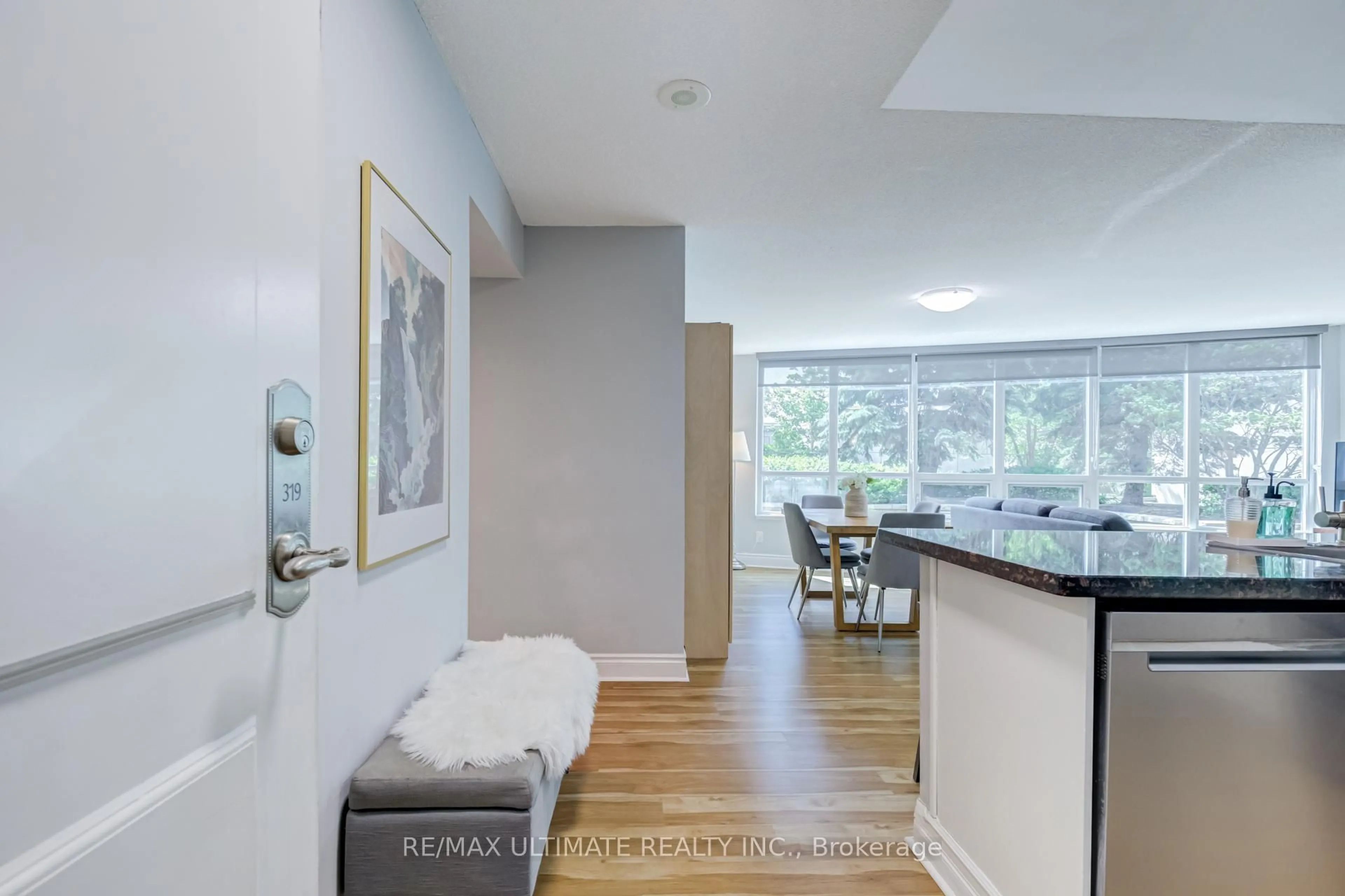 Unknown for 25 Greenview Ave #319, Toronto Ontario M2M 0A5