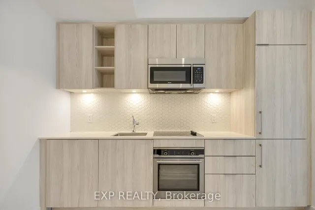 50 Ordnance St #2404, Toronto 4