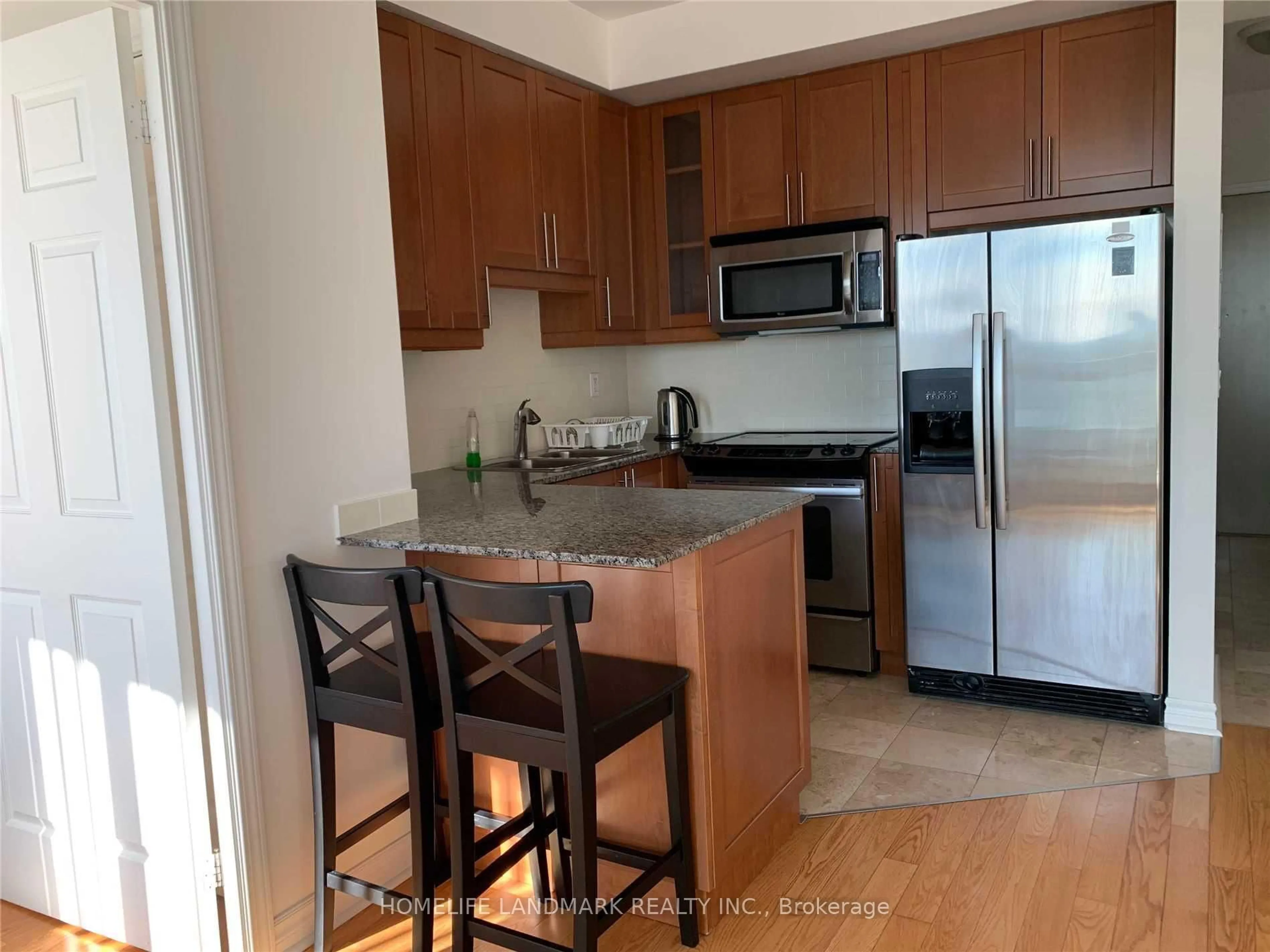 Standard kitchen, unknown for 18 Holmes Ave #702, Toronto Ontario M2N 0E1