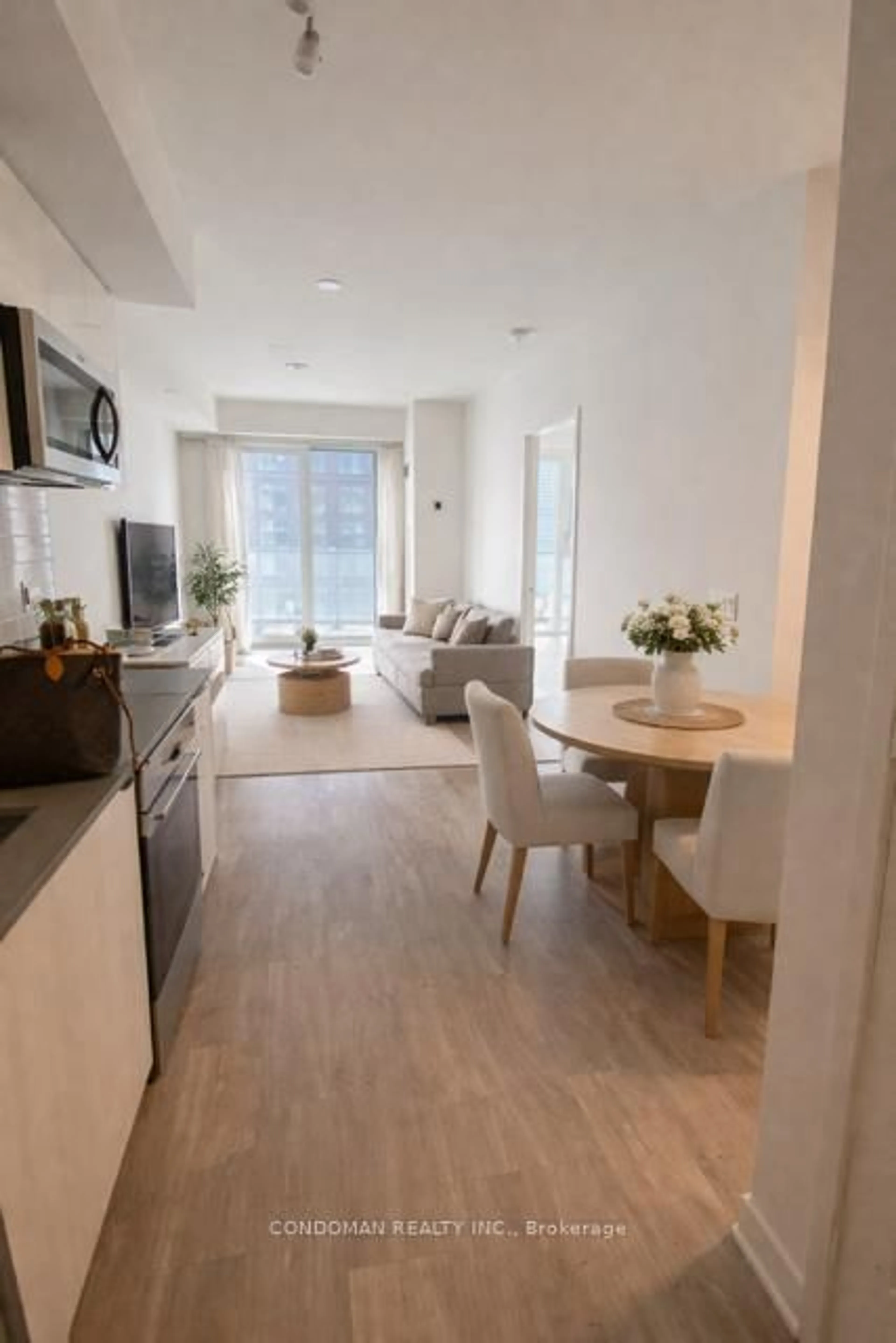 A pic of a room for 100 Dalhousie St #2408, Toronto Ontario M5B 0C7