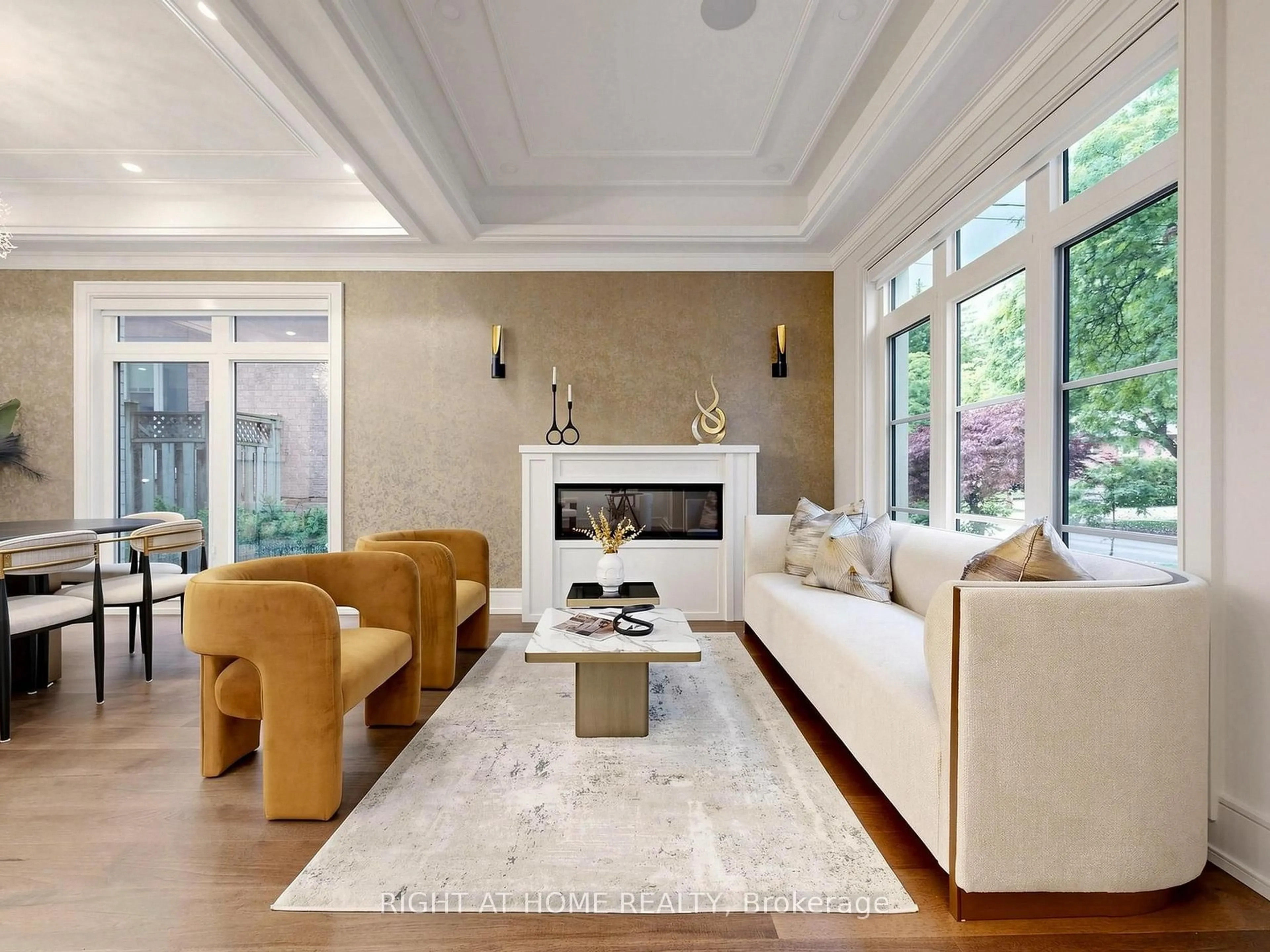 Living room with furniture, unknown for 69 Centre Ave, Toronto Ontario M2M 2L4
