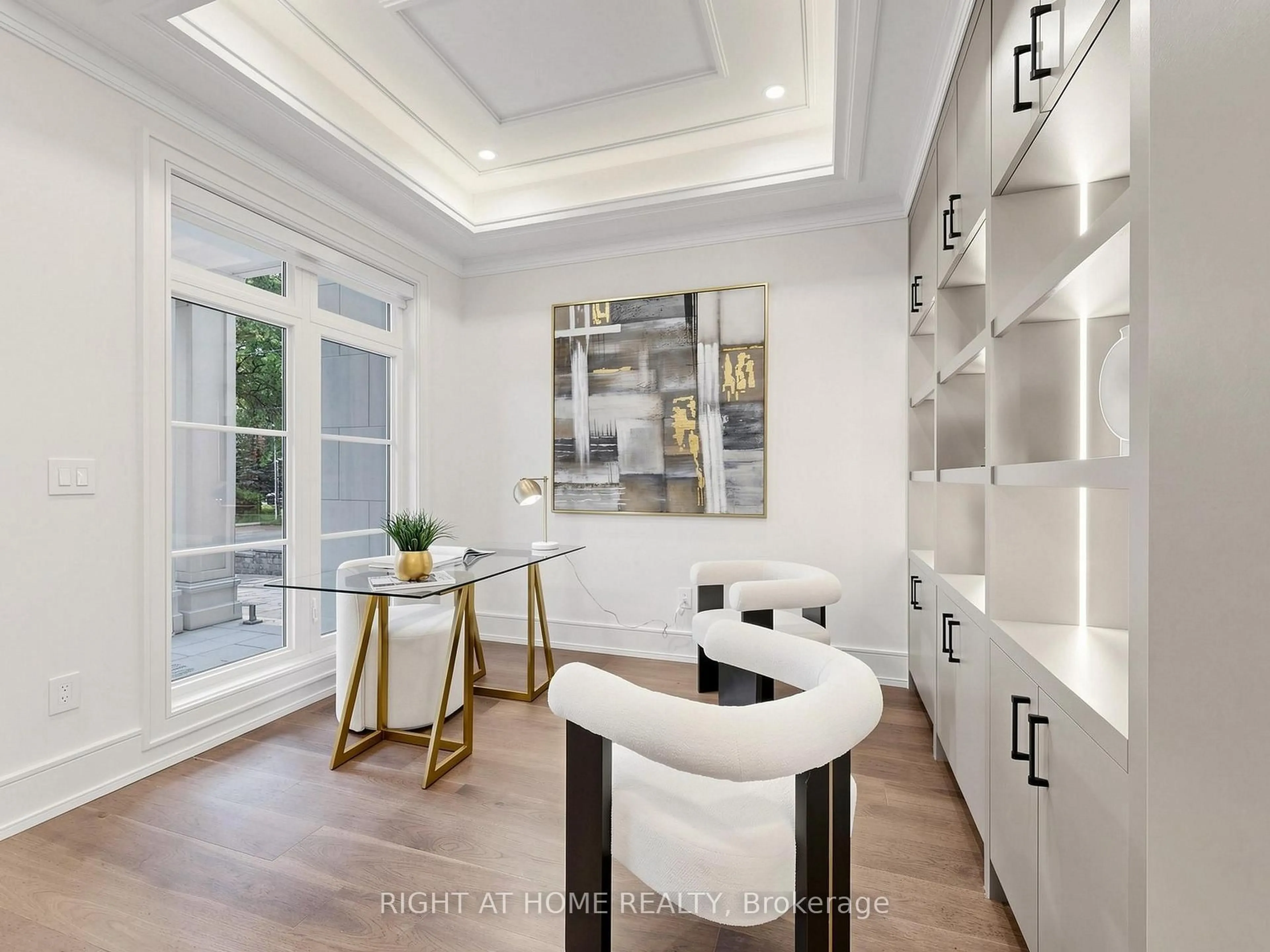 Contemporary bathroom, ceramic/tile floor for 69 Centre Ave, Toronto Ontario M2M 2L4