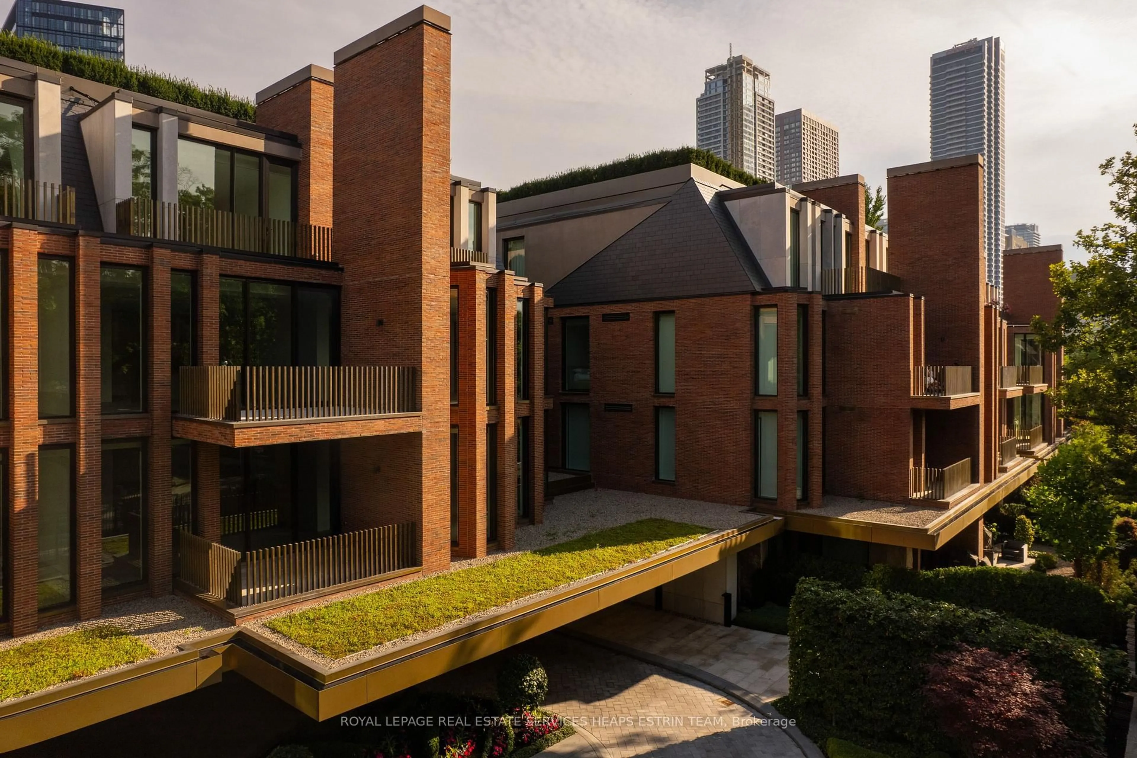 Unknown for 7 Dale Ave #PH1, Toronto Ontario M4W 1K2