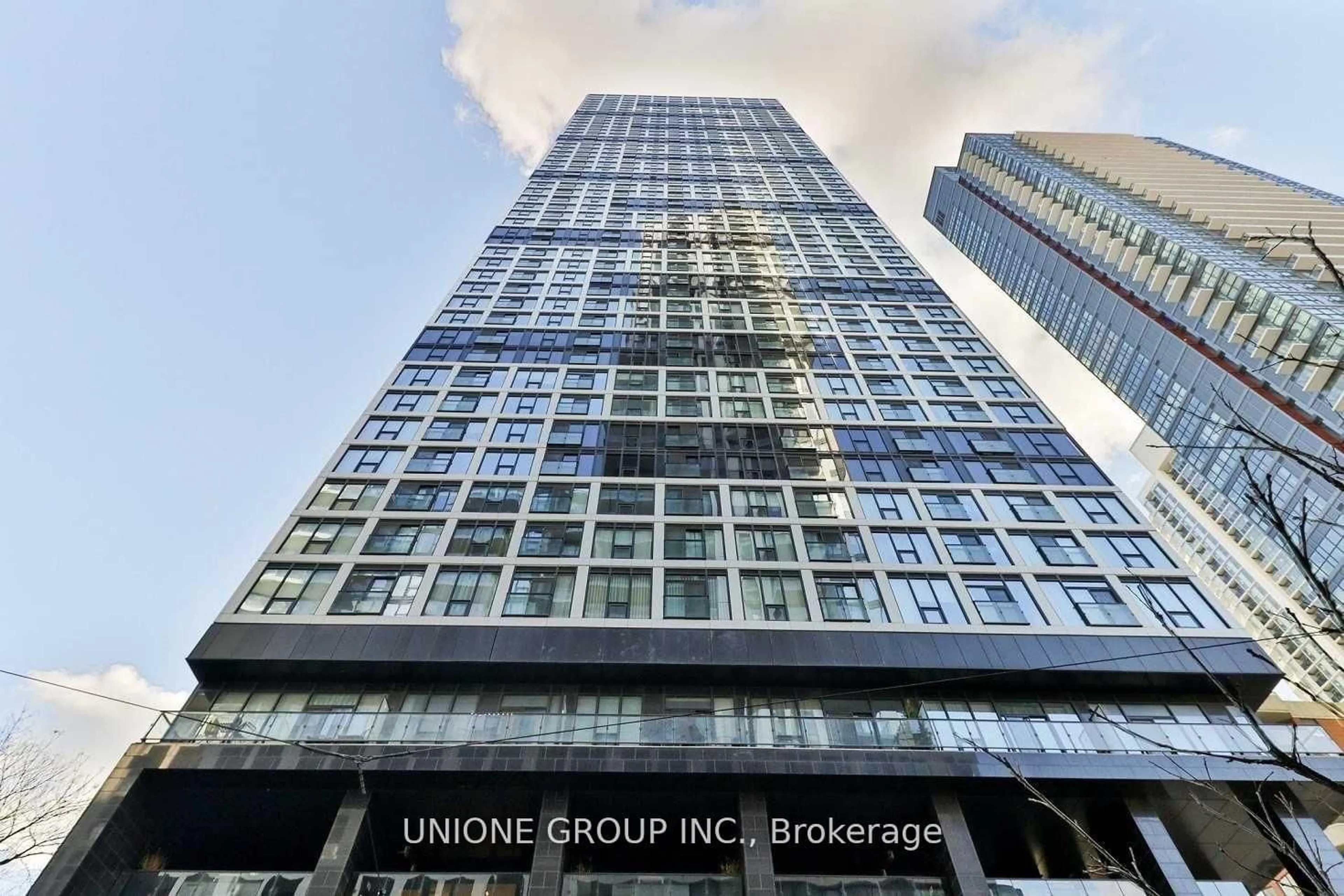 Indoor foyer for 181 Dundas St #502, Toronto Ontario M5A 0N5